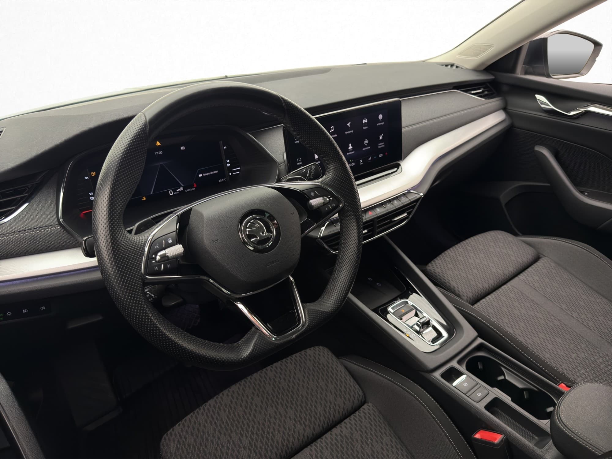 Skoda Octavia Kombi IV Plug-in Style Värmare Kamera CarPlay