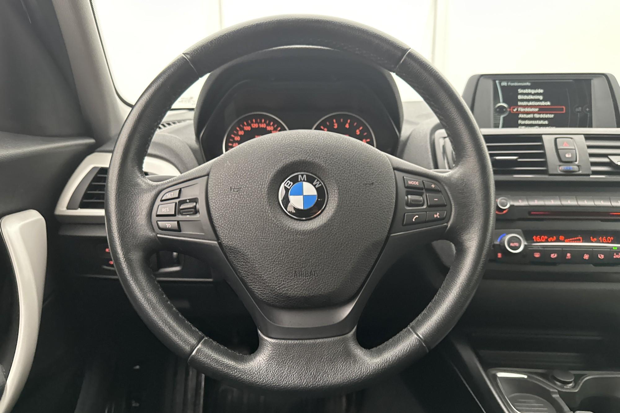 BMW 116 i 136hk Motorvärmare Sensorer Farthållare