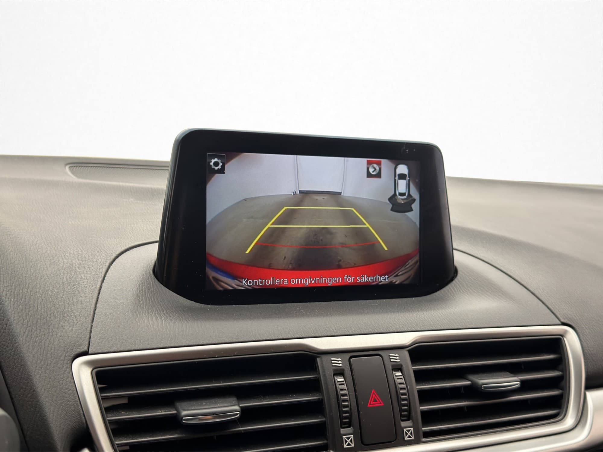Mazda 3 Sport 2.0 165hk Backkamera Head Up Navi Sensorer