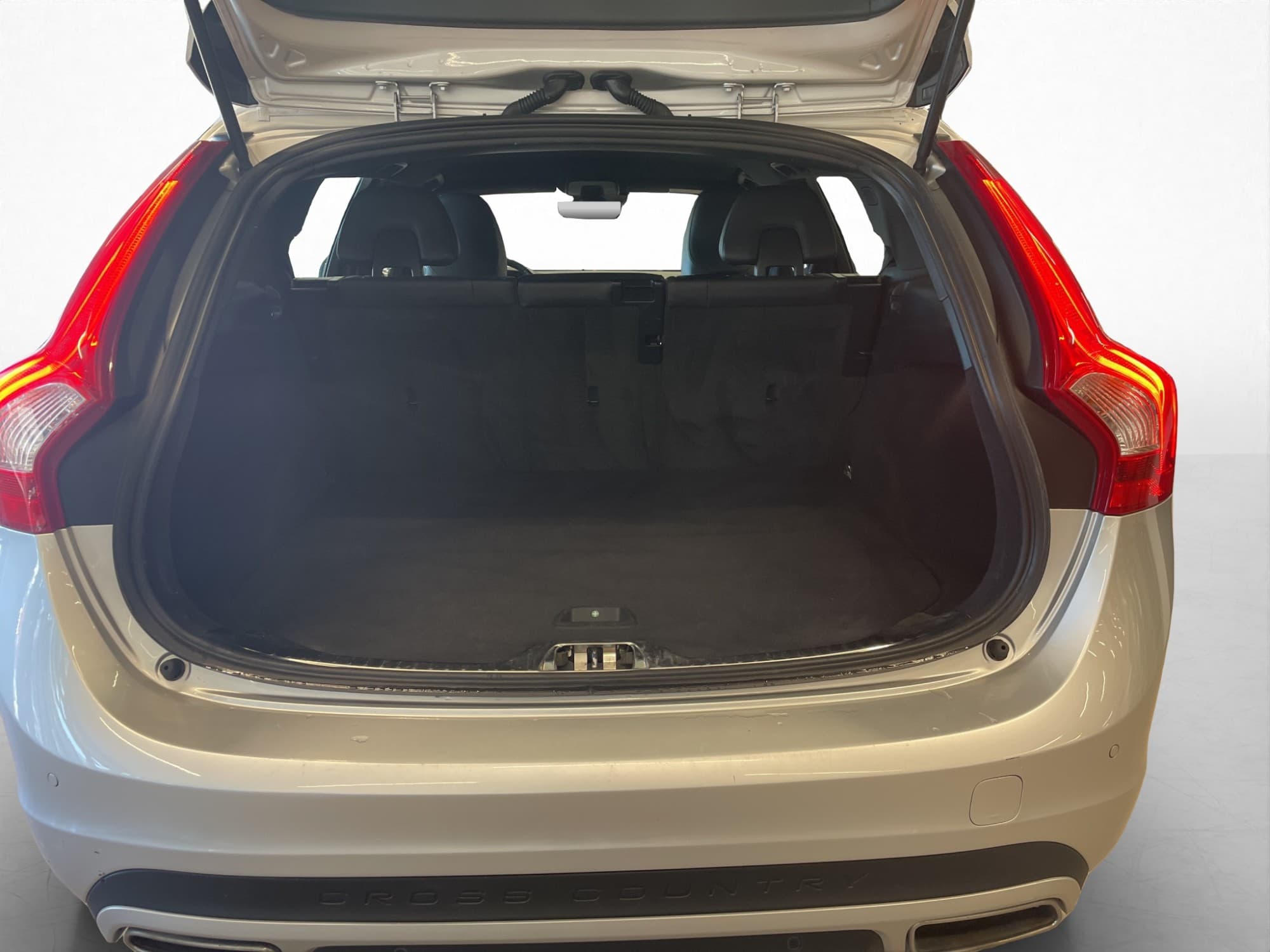 Volvo V60 Cross Country D4 AWD Summum Värmare Skinn Elstol