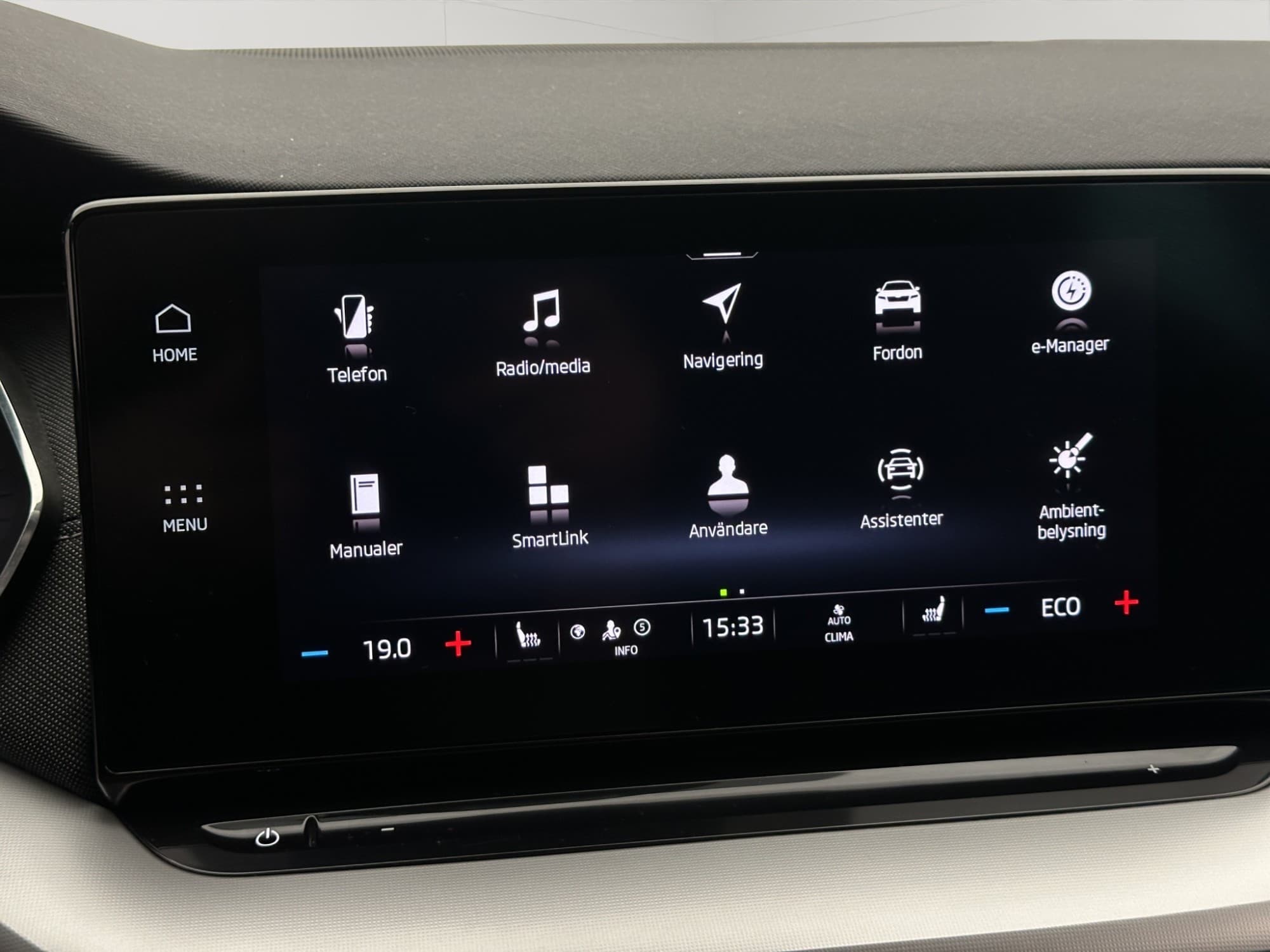 Skoda Octavia Kombi iV 204hk Style Cockpit Kamera CarPlay