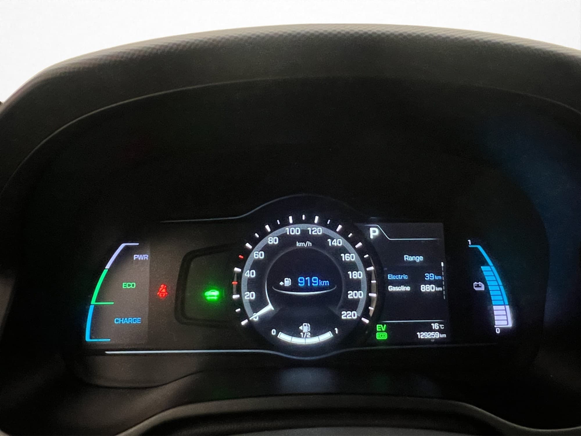 Hyundai Ioniq Plug-in 164hk Premium Infinity Kamera CarPlay