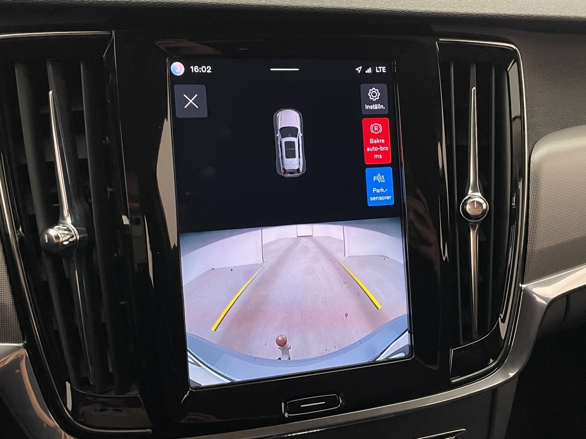 Volvo V90 T6 AWD Core Edition Värmare Kamera CarPlay