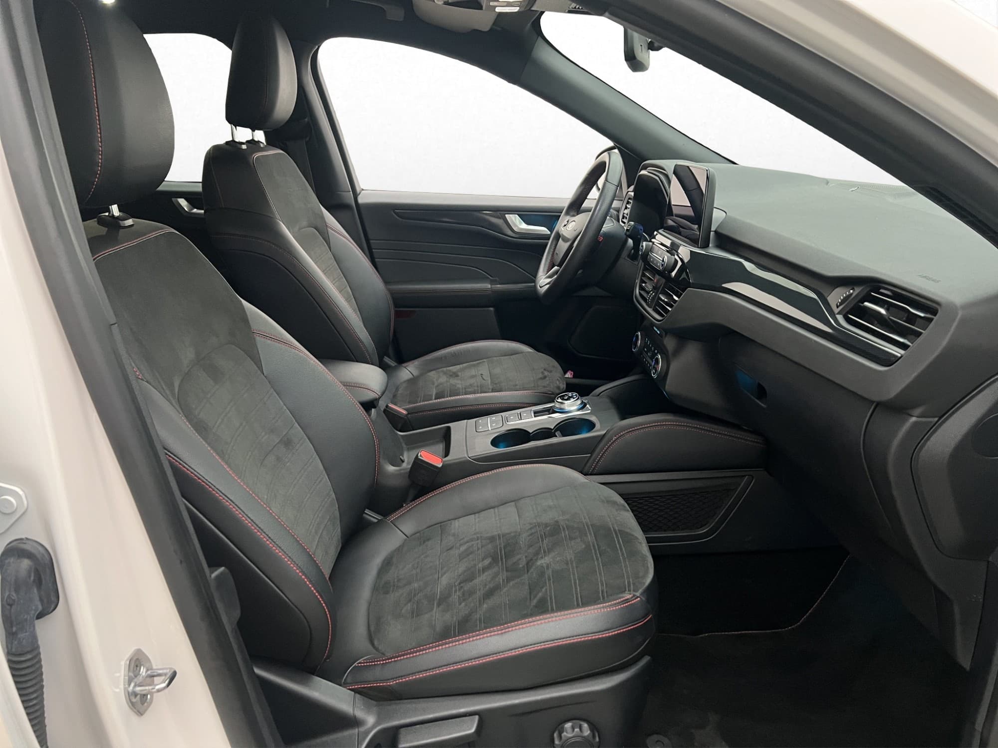 Ford Kuga Plug-In Hybrid ST-Line B&O Drag Kamera CarPlay