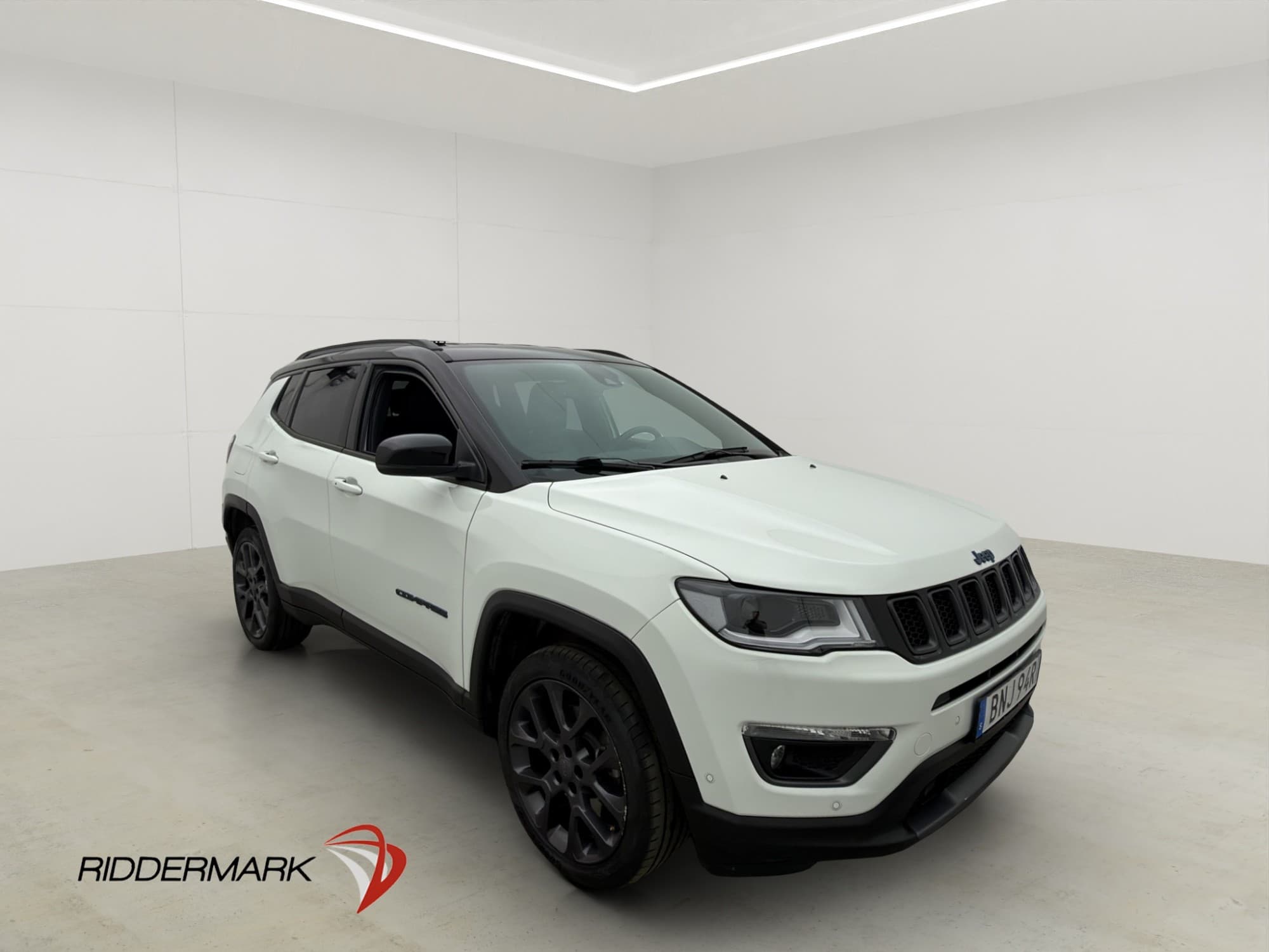 Jeep Compass 4xe 240hk Alpine Kamera Skinn Navi Ventilation