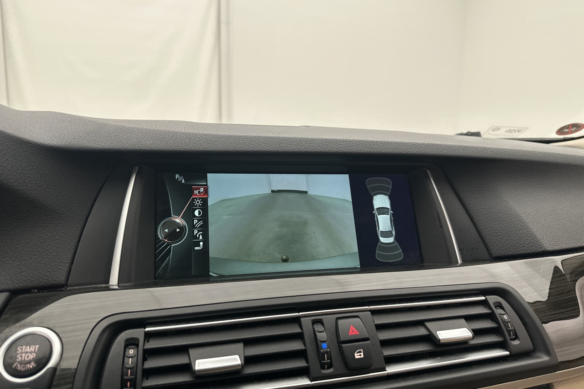 BMW 530 D xDrive Luxury Läder Kamera Navi Adapt-fart Drag