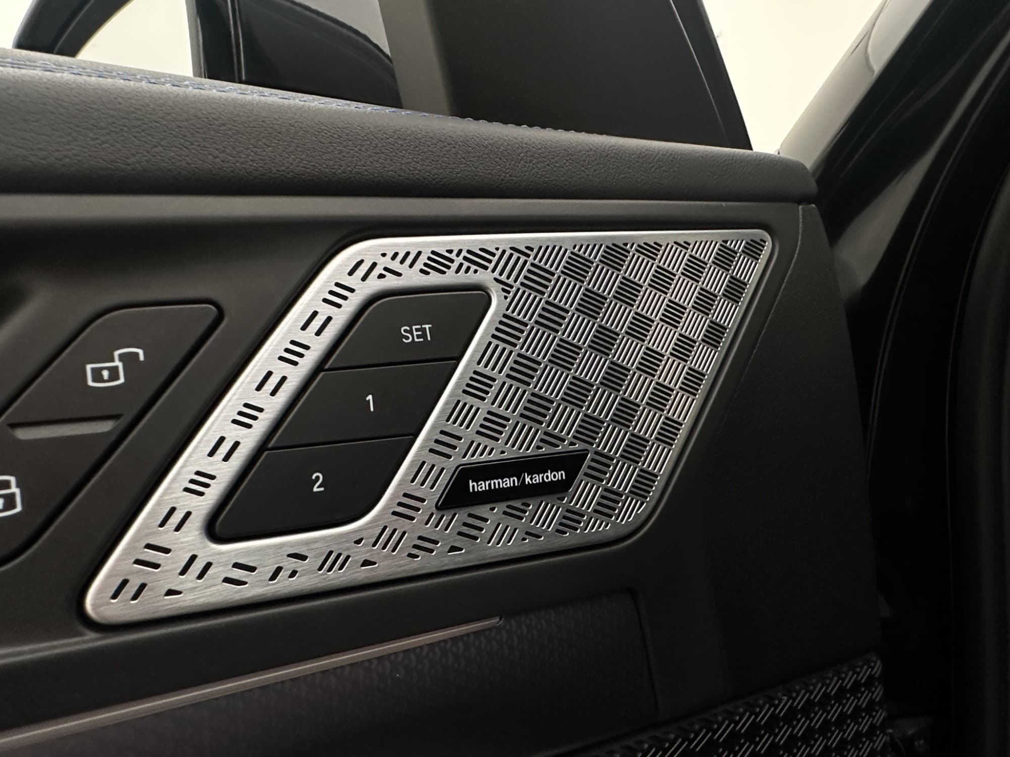 BMW X1 xDrive30e M Sport H/K Värmare Kamera Widescreen MOMS