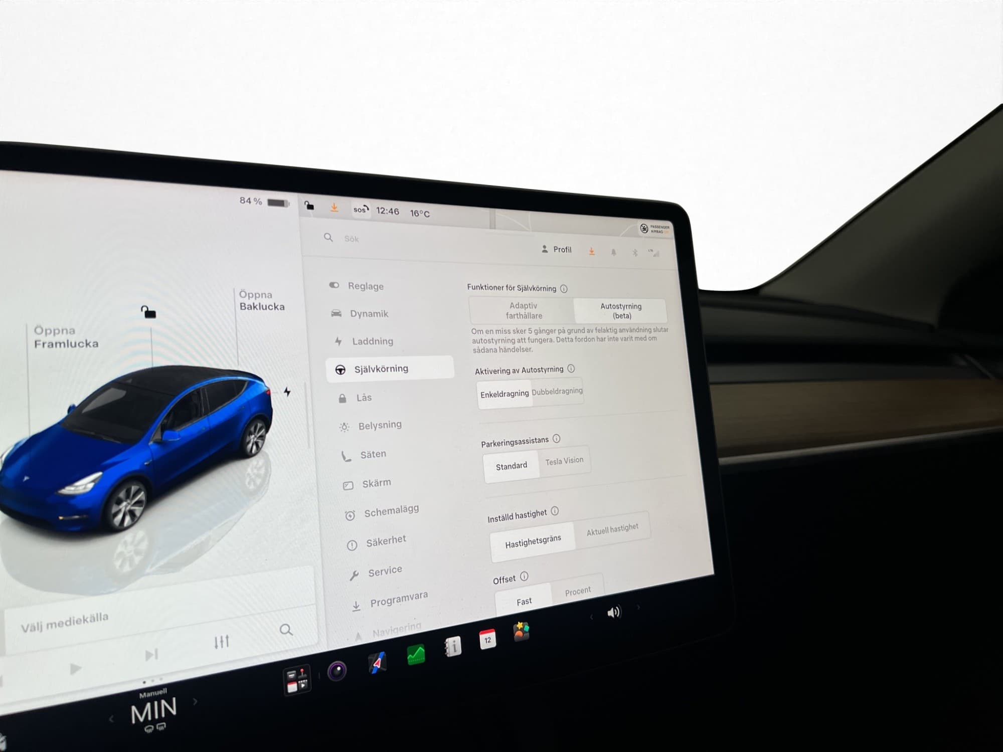 Tesla Model Y Long Range AWD 514hk Pano Drag Autopilot