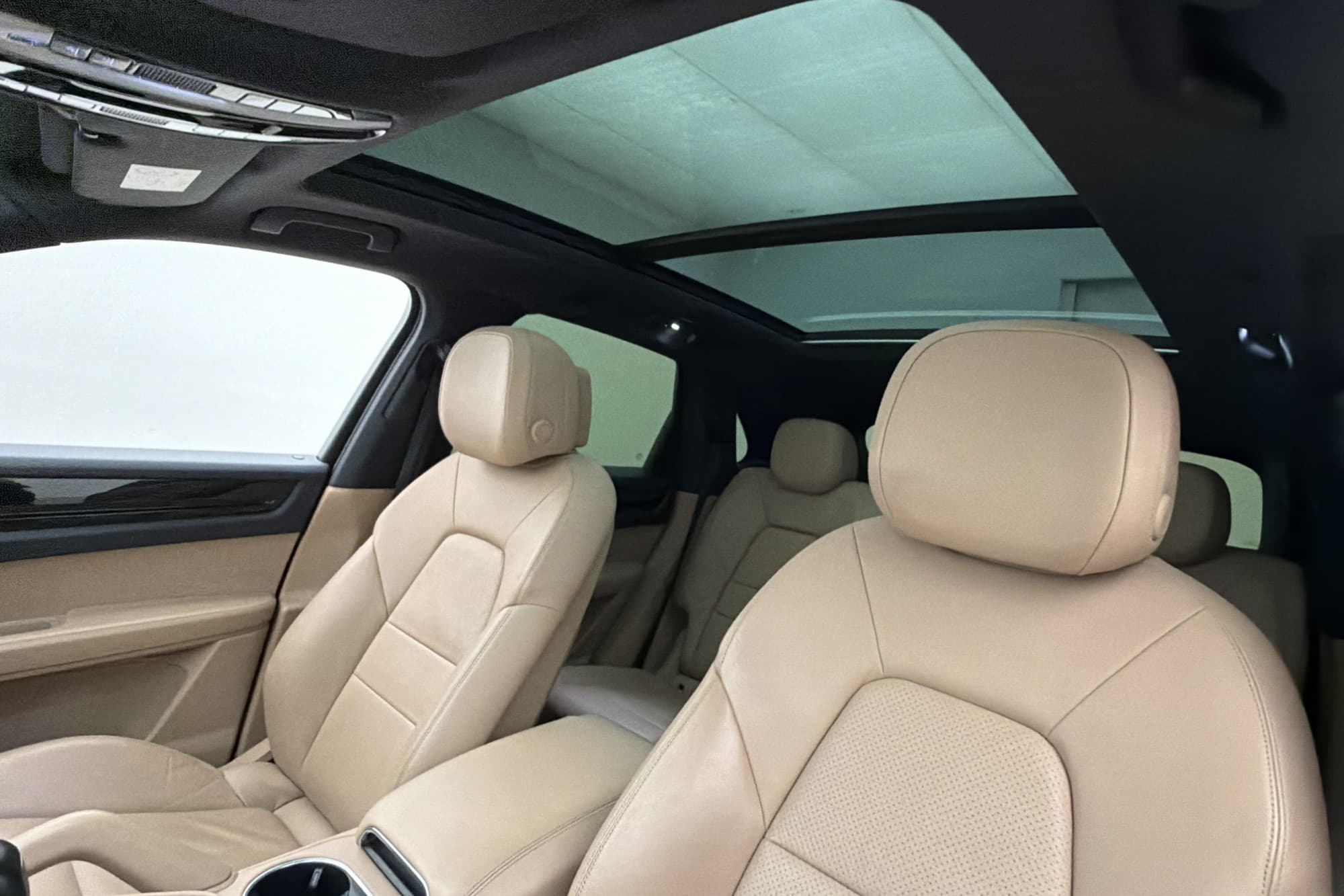 Porsche Cayenne E-Hybrid Pano Chrono Pano 22" Turbo PASM