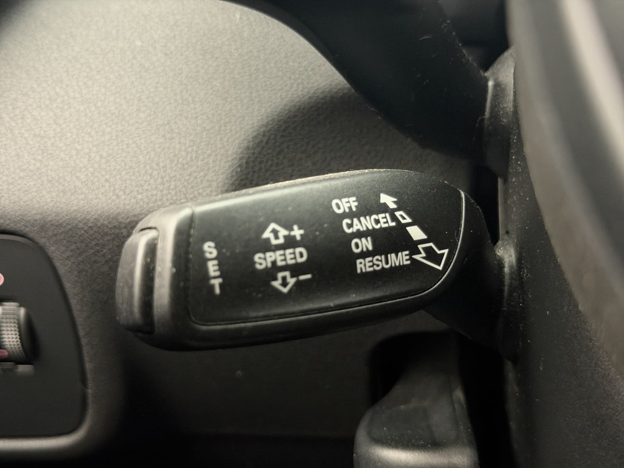 Audi A1 Sportback 1.6 TDI S-Line Värmare Farthåll Bluetooth