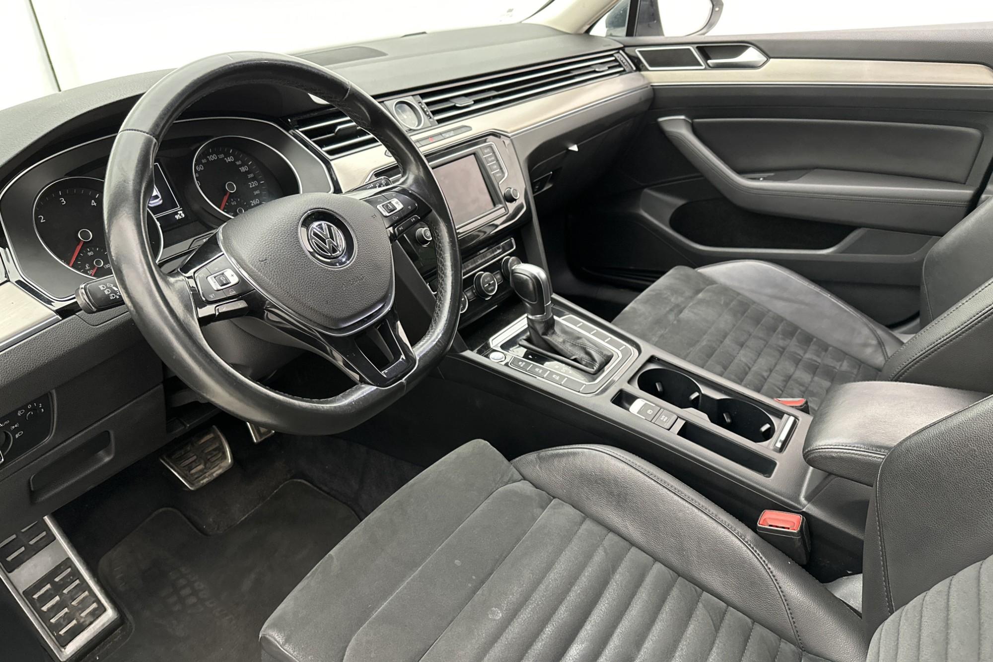 Volkswagen Passat TDI Premium Alcantara/Skinn Ergo Comfort