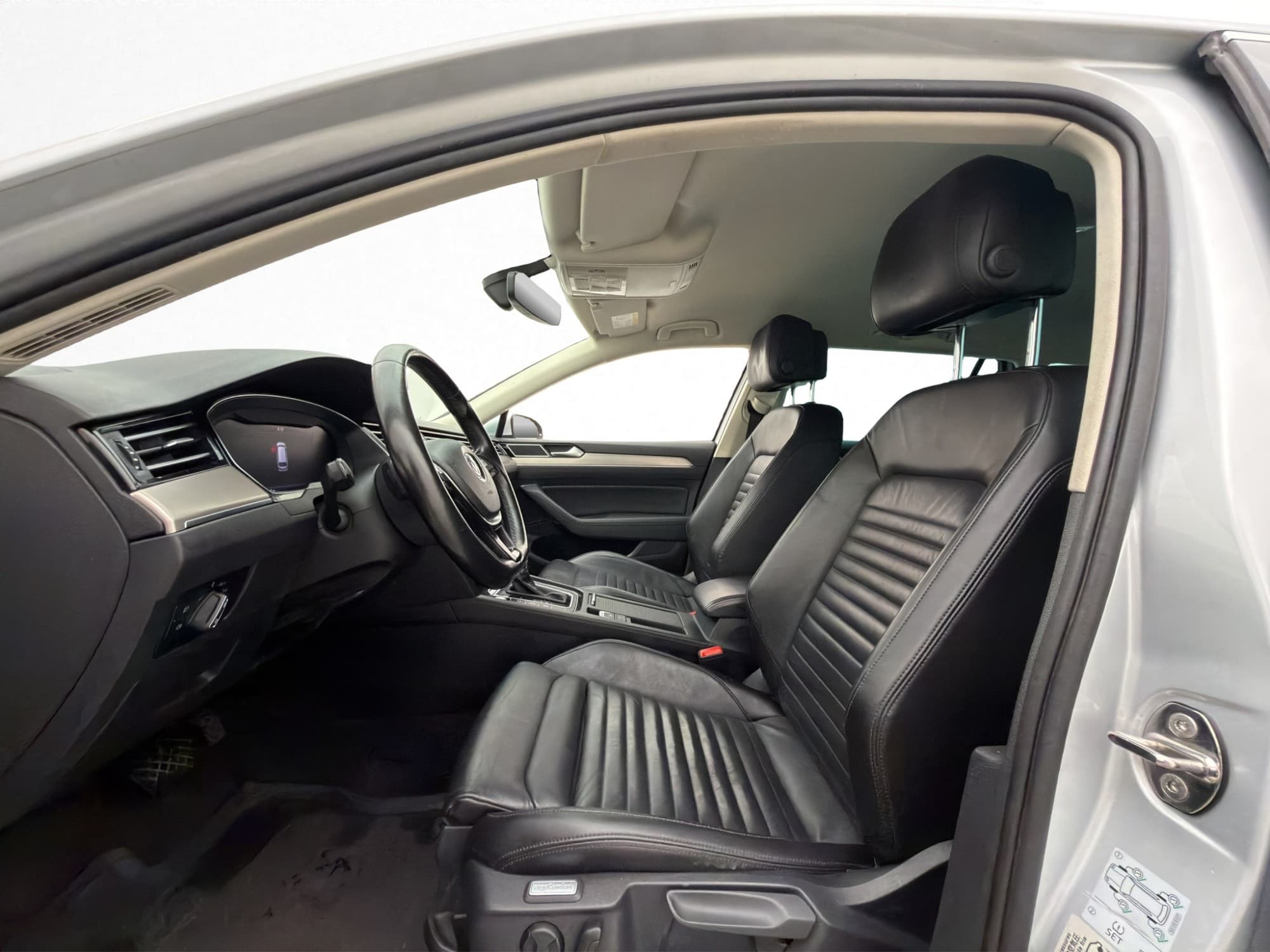 Volkswagen Passat 2.0 TDI 4M R-Line Cockpit Värmare Skinn