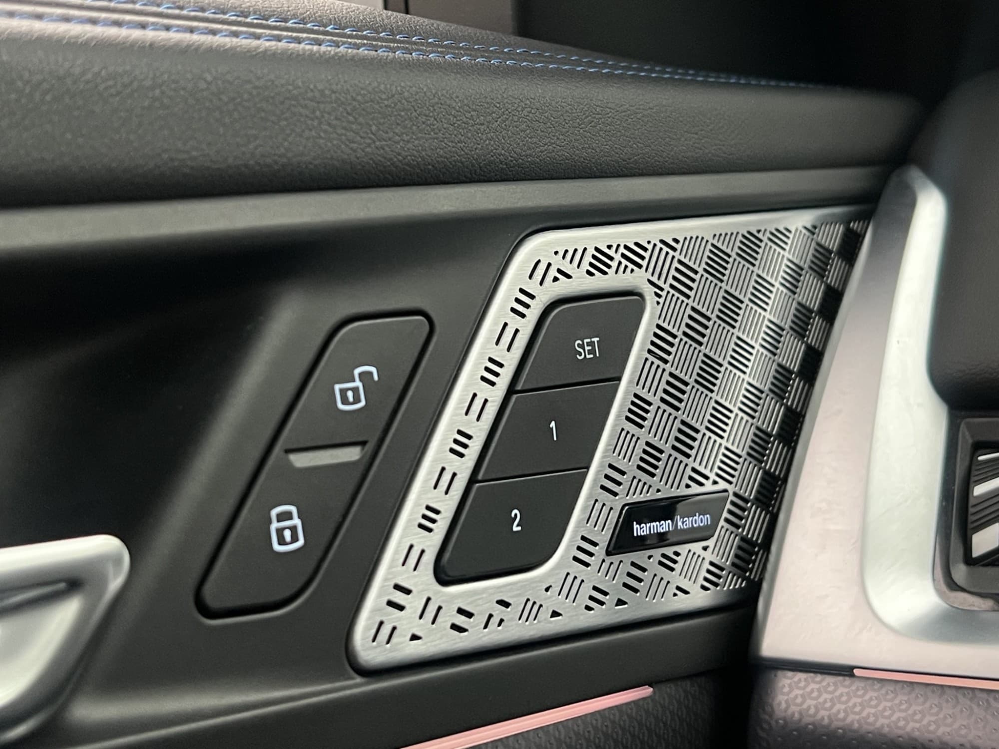 BMW X1 xDrive30 M Sport Kamera H/K CarPlay MOMS Drag Navi