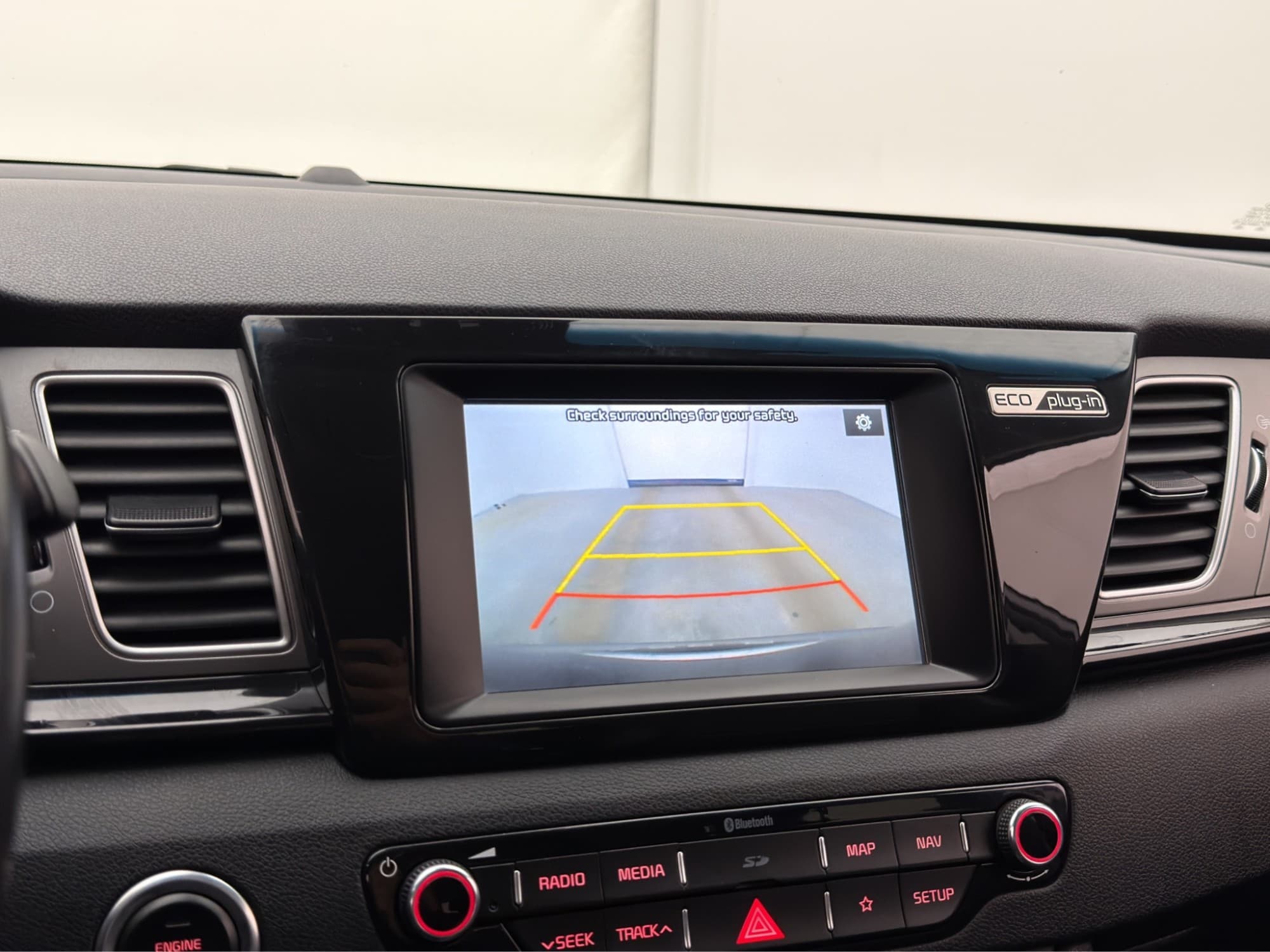 Kia Niro P-HEV 141hk Advance Plus 2 Kamera Skinn CarPlay