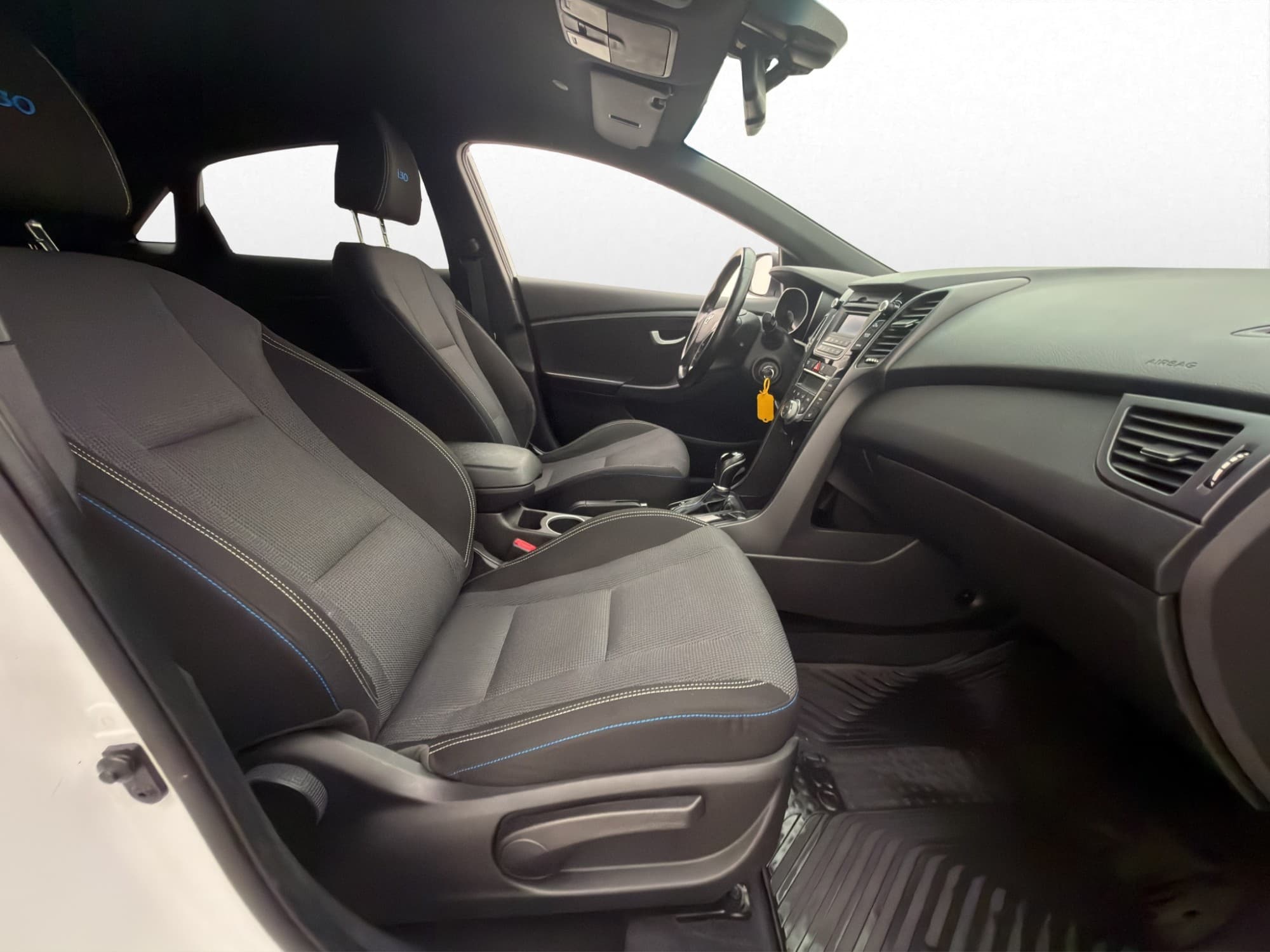 Hyundai i30 136hk Premium P-Sensorer Rattvärme Dragkrok
