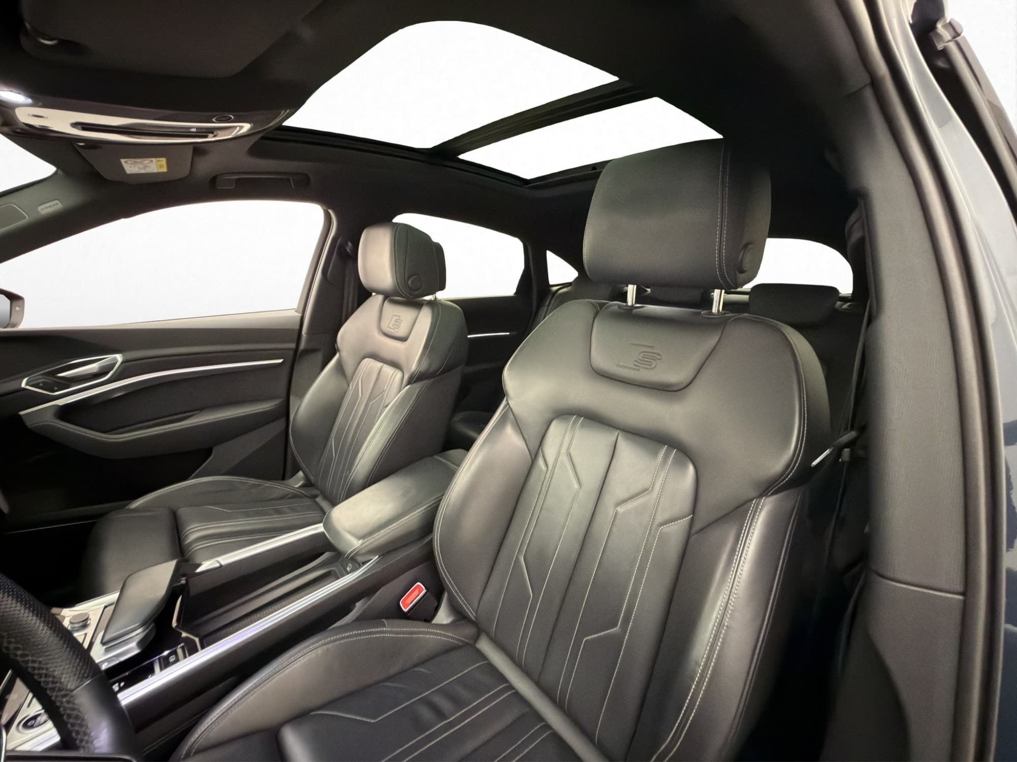Audi E-Tron Sportback 55 Q S Line Skinn Pano 360° Drag MOMS