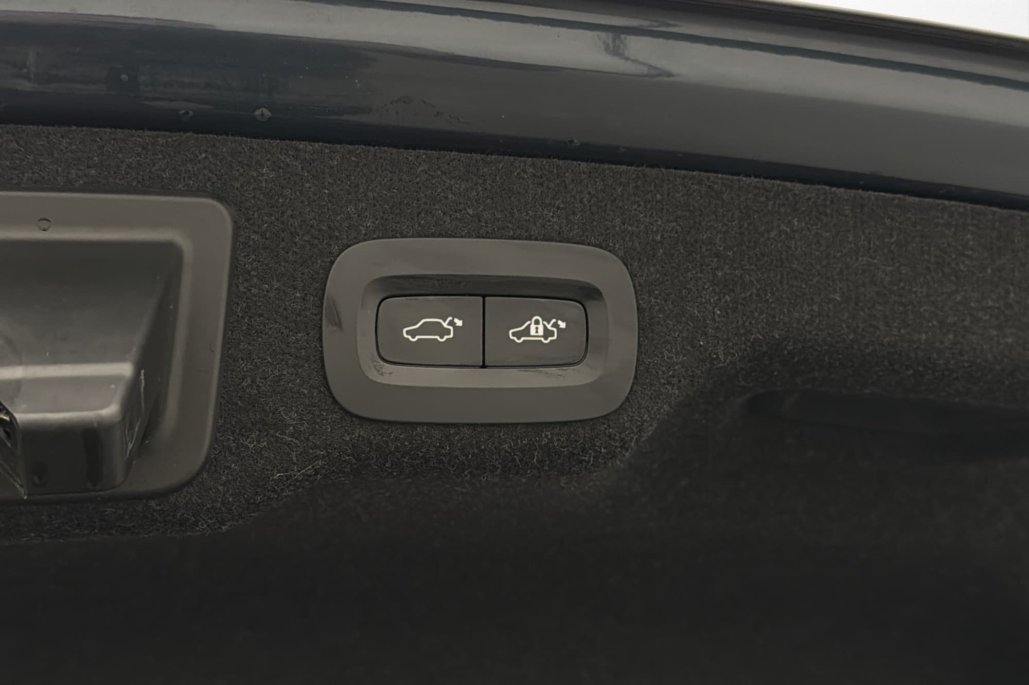 Volvo S90 D4 AWD Momentum Värmare Drag Navi Rattvärme