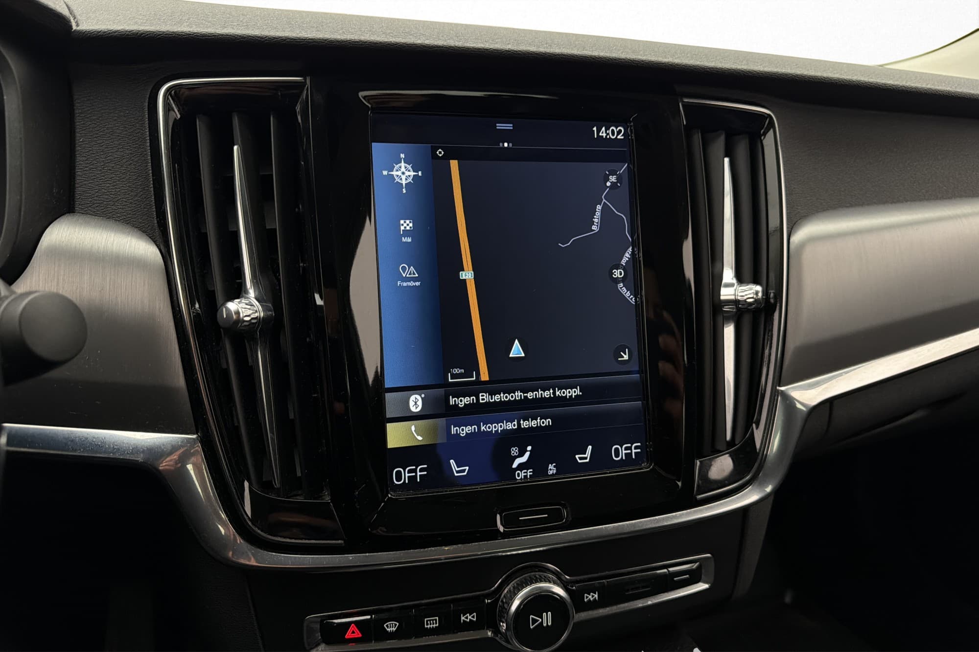 Volvo S90 D4 AWD Momentum Värmare Drag Navi Rattvärme