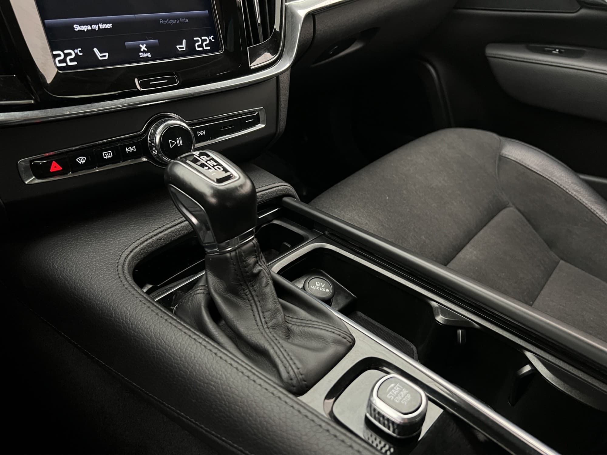 Volvo S90 D4 190hk Momentum Värmare P-Sensorer Adapt-fart