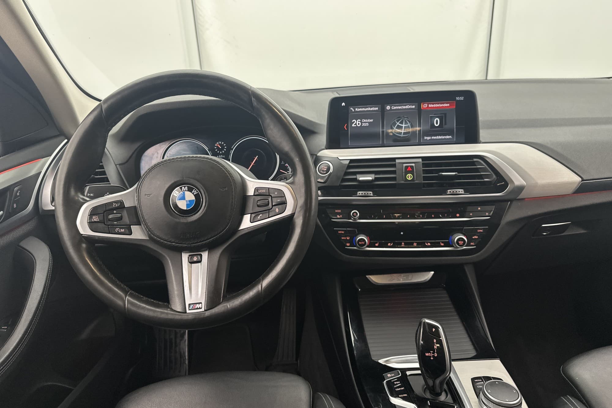 BMW X3 xDrive20i 184hk X-Line HiFi Navi Dragkrok Rattvämre