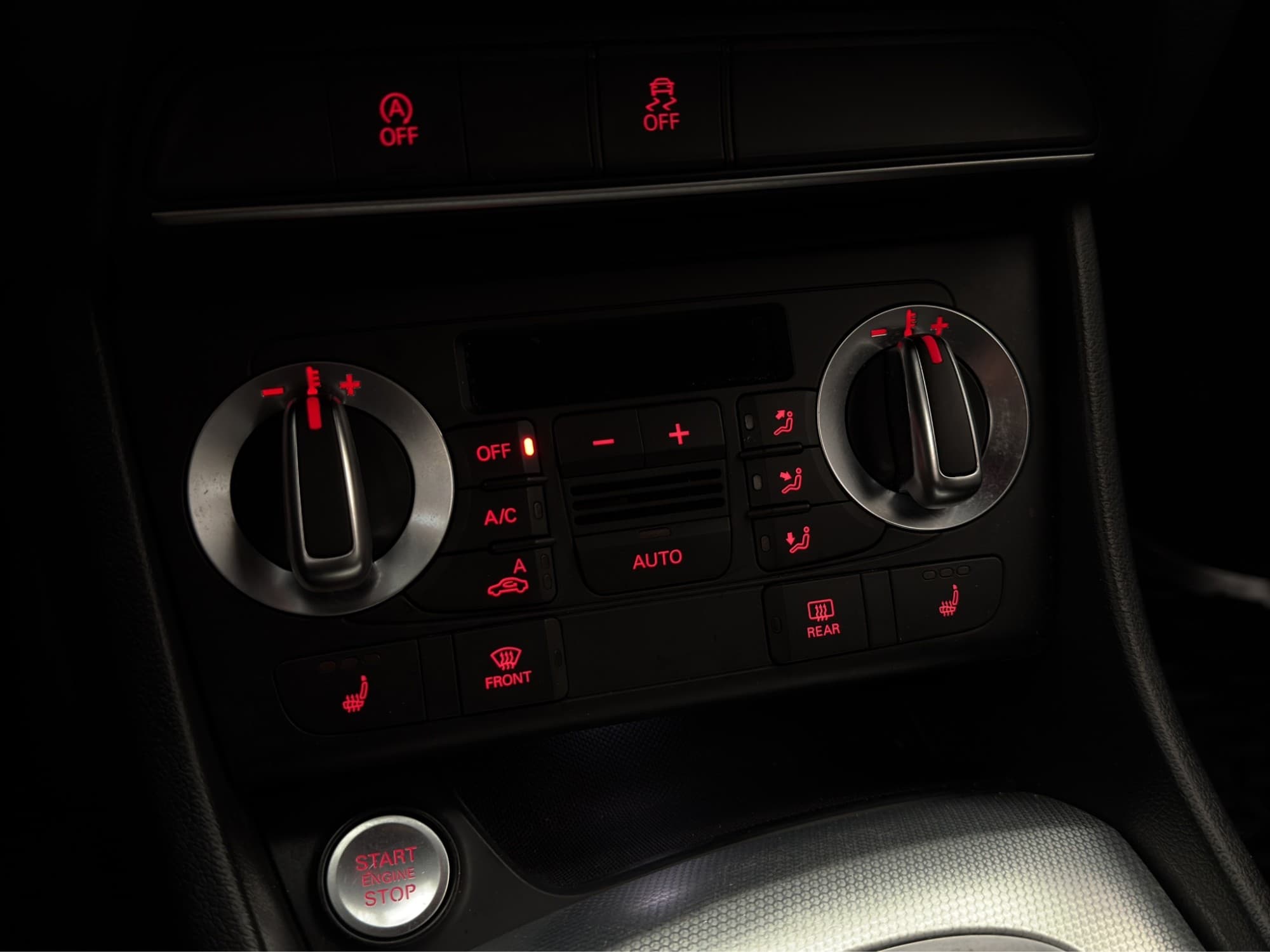 Audi Q3 quattro Comfort 177hk Dragkrok Skinn Sportstolar