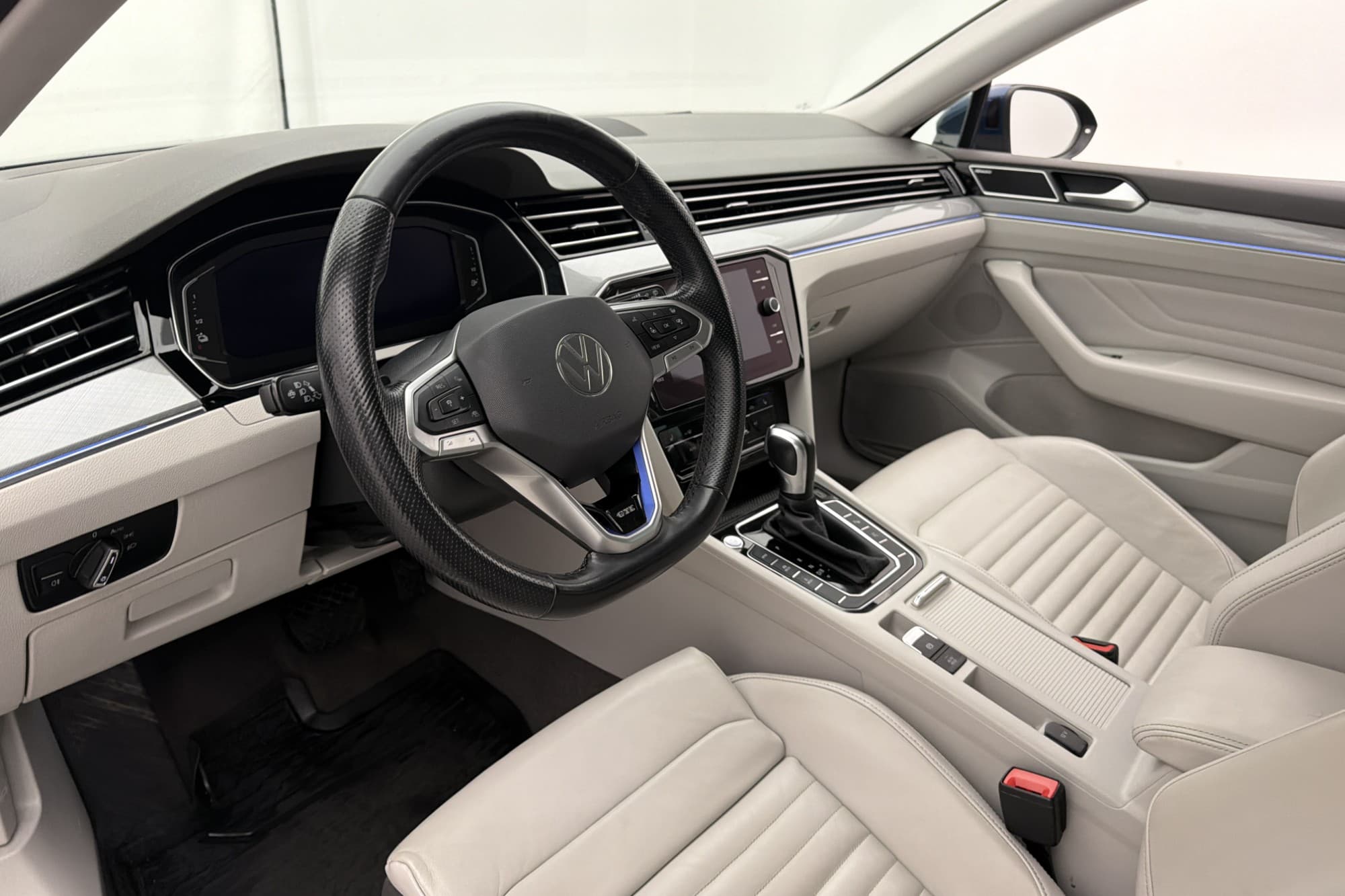 Volkswagen Passat SC GTE 1.4 TSI Cockpit P-Värmare Drag