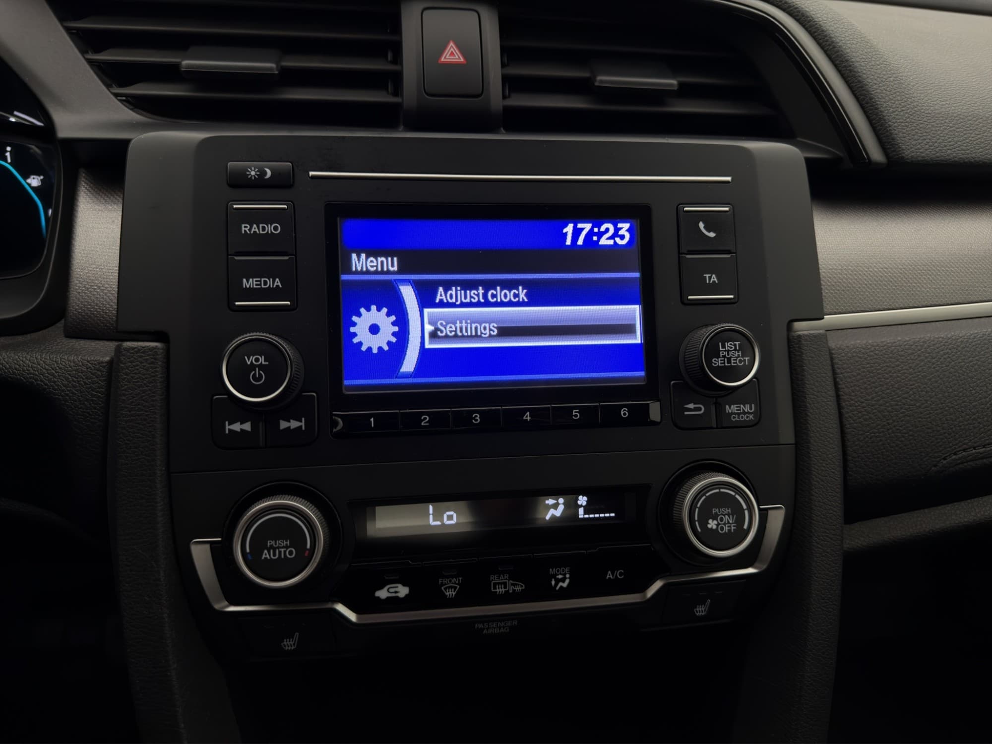 Honda Civic Sedan 182hk Comfort Adp-Farthållare Lane-Assist