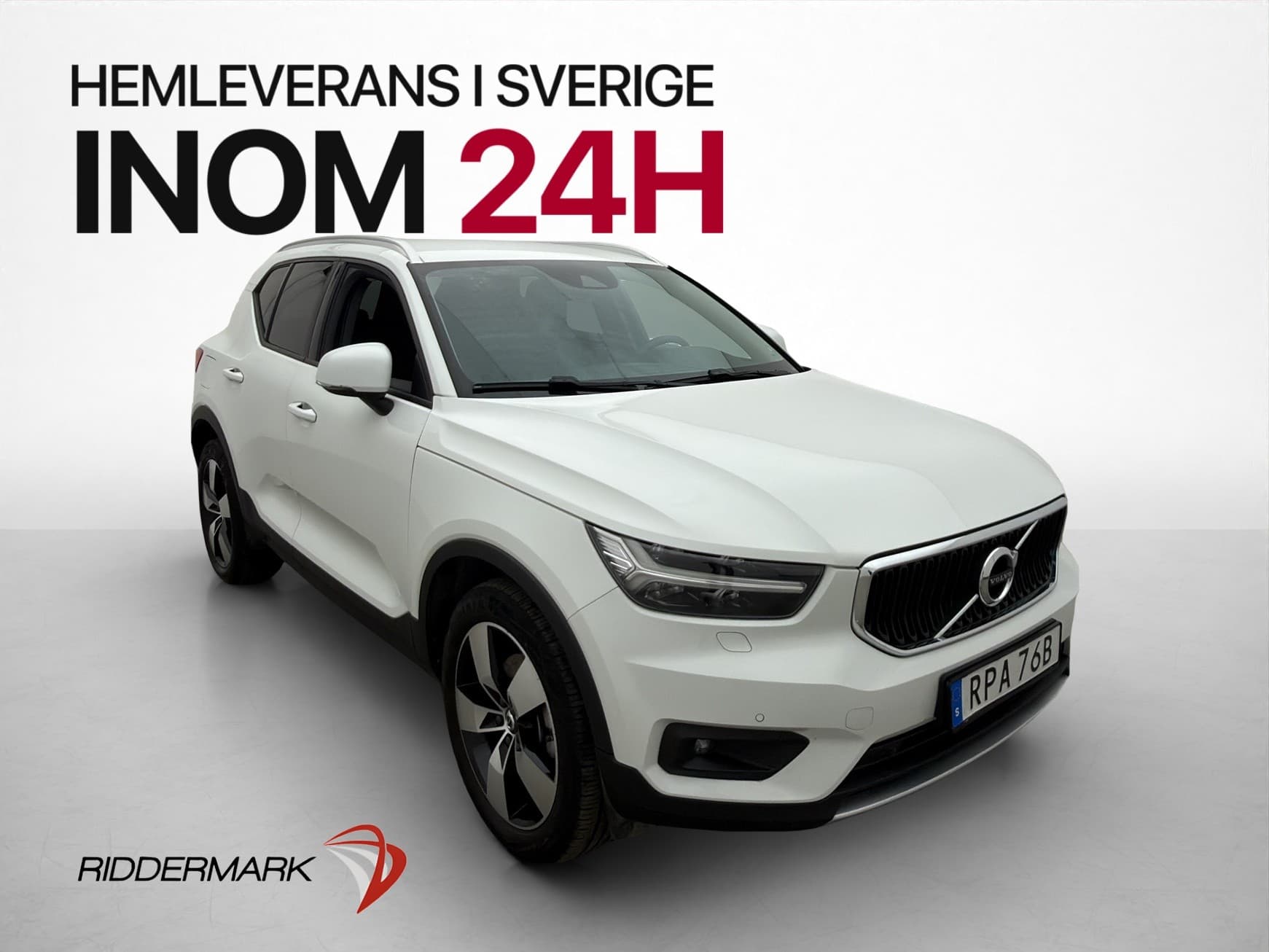Volvo XC40 B4 AWD Momentum VOC Kamera P-Värm Navi Carplay
