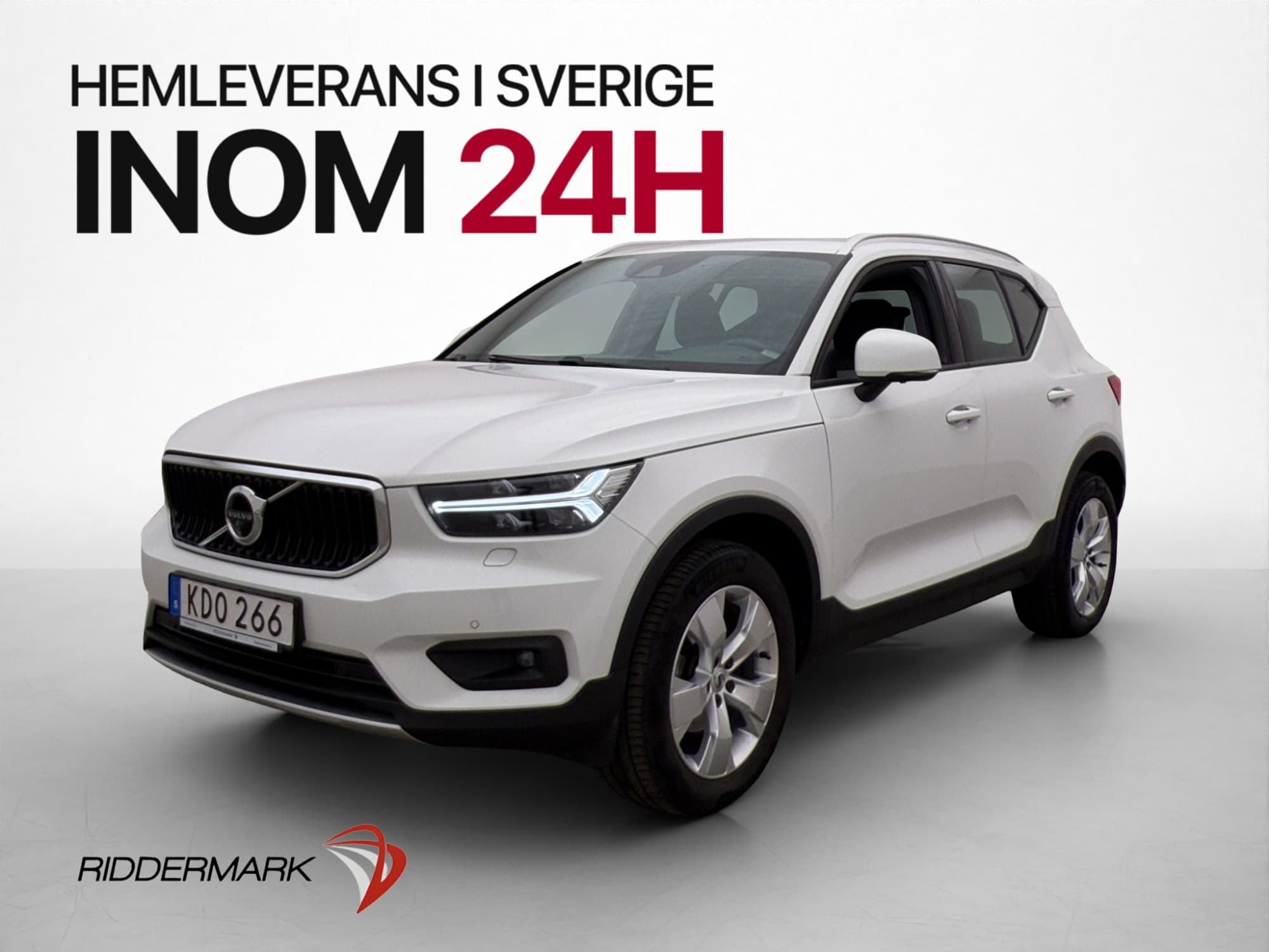 Volvo XC40 T2 Momentum Värmare Drag 360° CarPlay En-Brukare