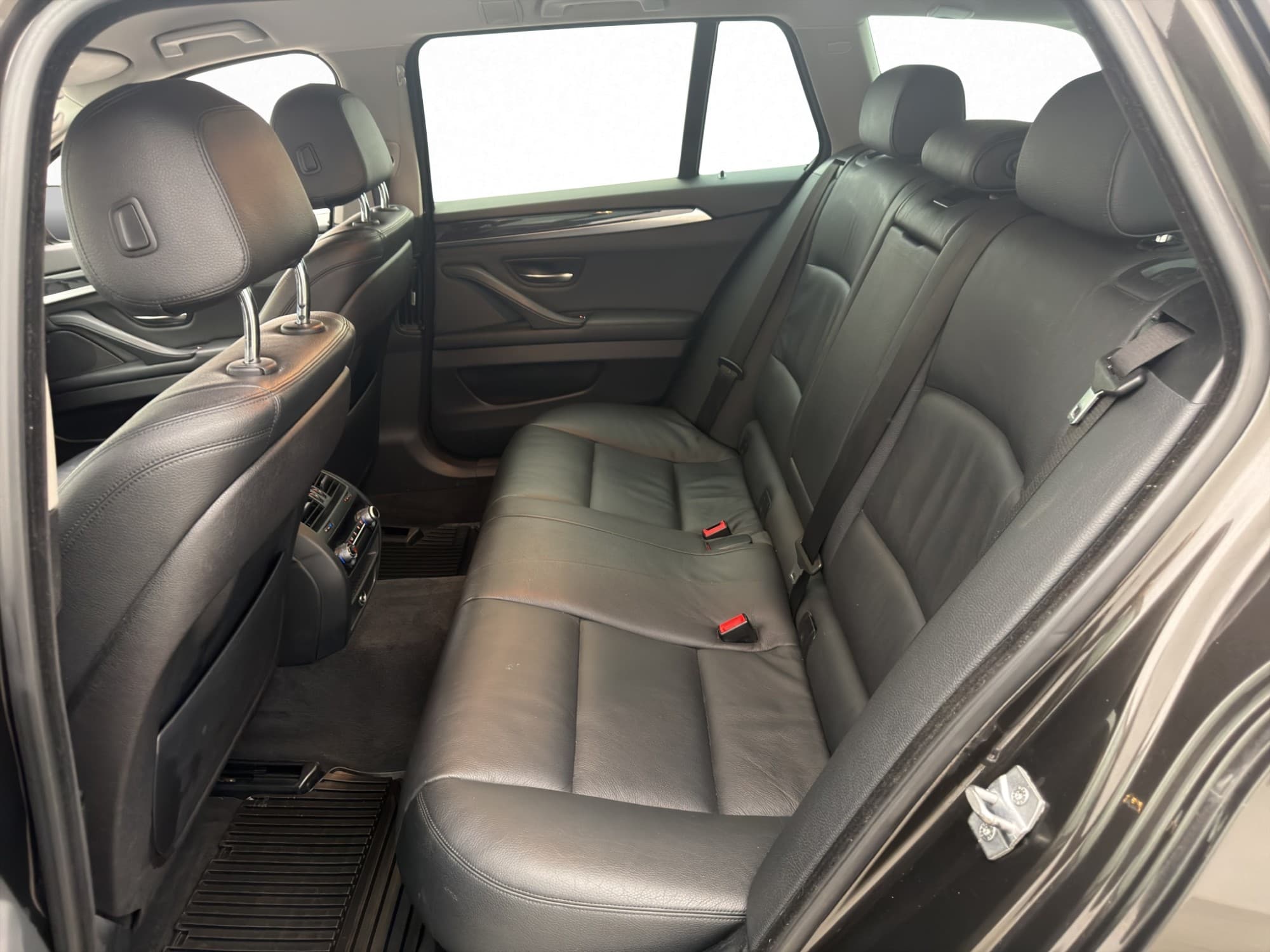 BMW 520 d xDrive 190hk D-Värmare Skinn Bluetooth