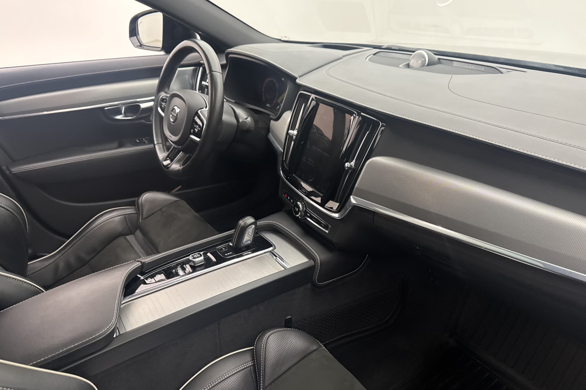 Volvo S90 B6 AWD R-Design VoC Värmare B&W Taklucka 360° HuD