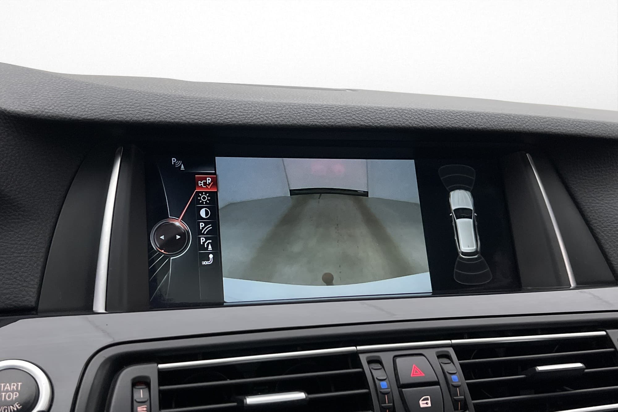 BMW 535 d xDrive 313hk Innovation Pano H/K Skinn Kamera Drag