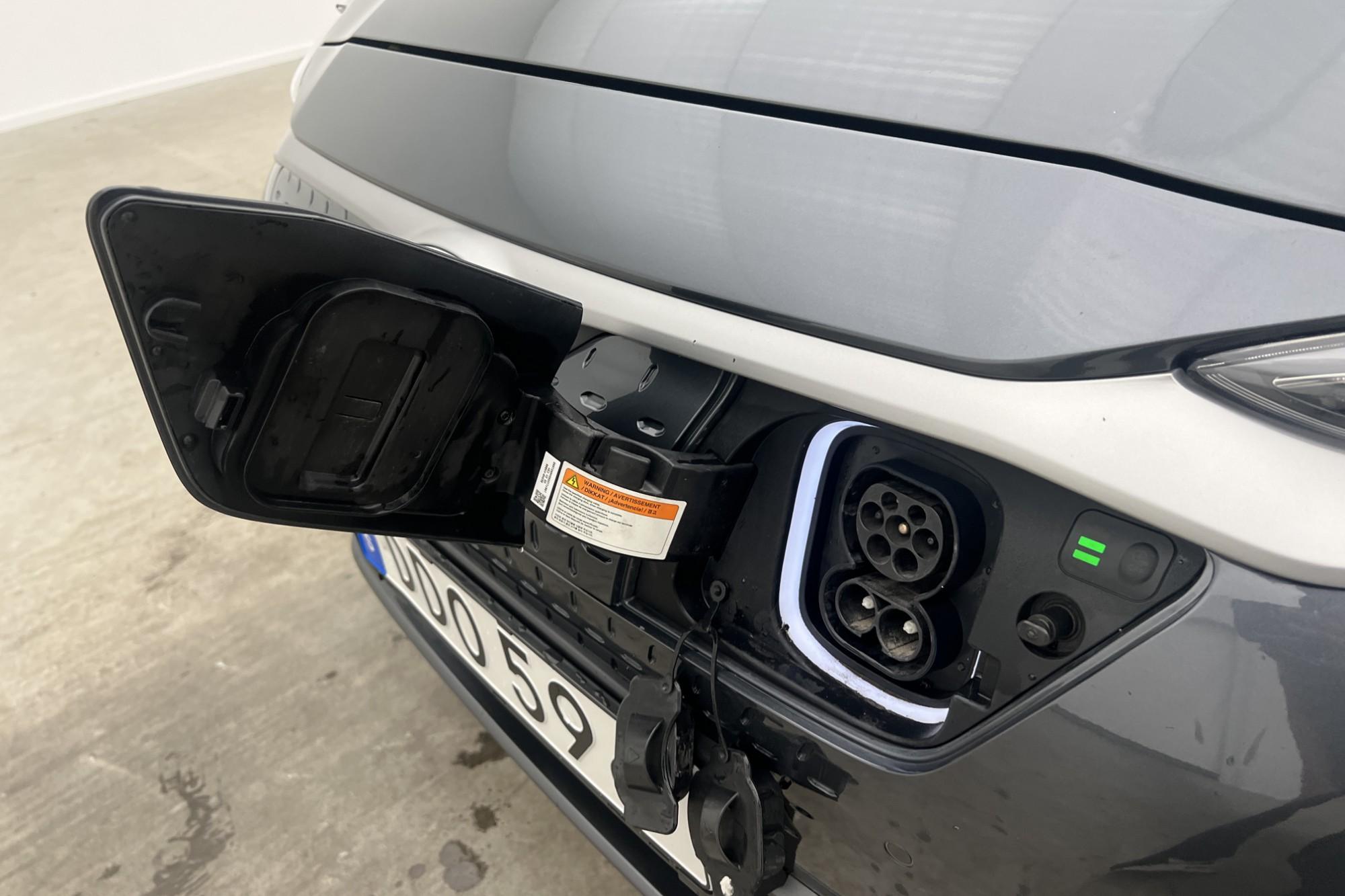 Hyundai Kona Electric 64 kWh Trend Kamera CarPlay