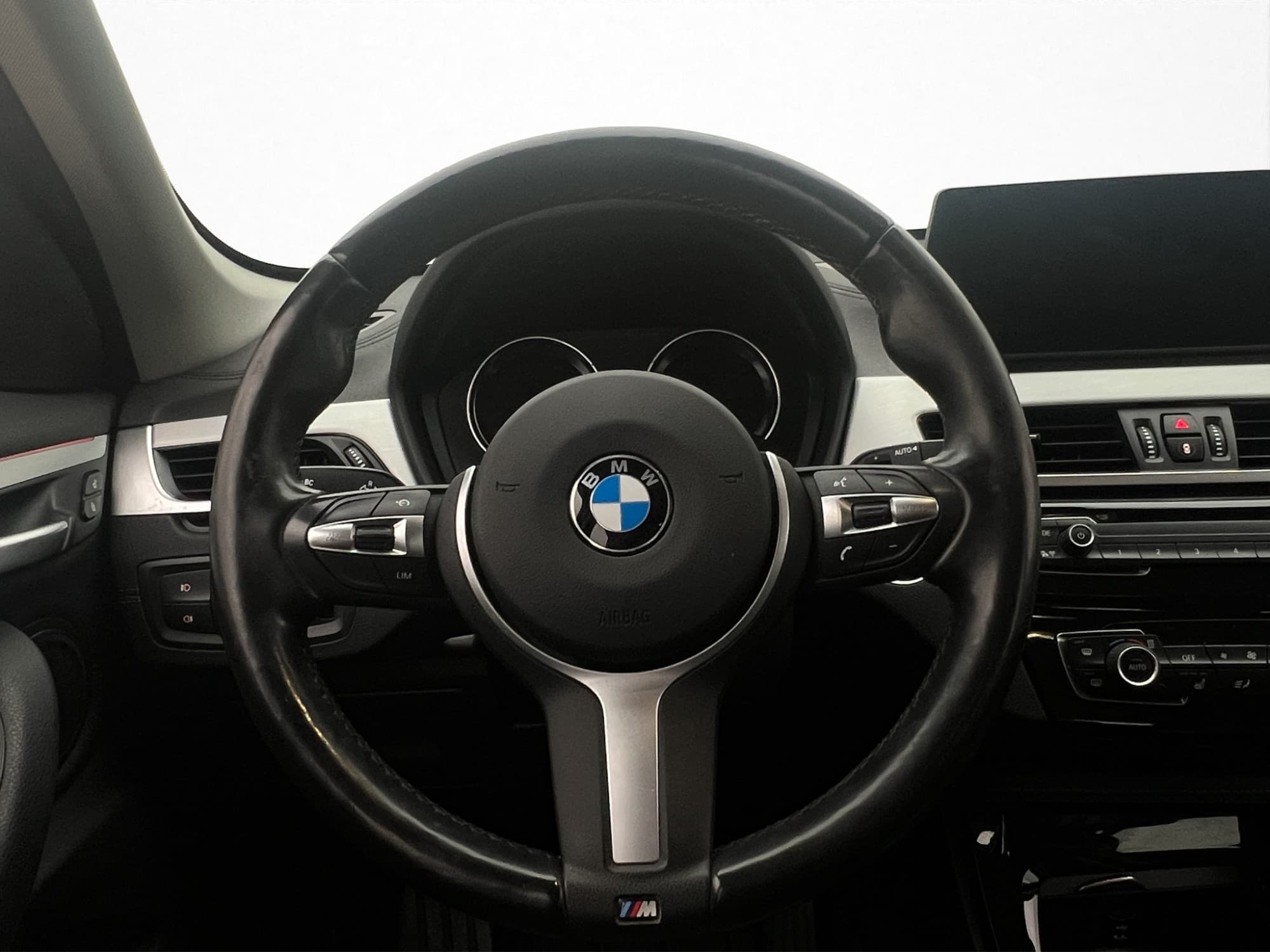 BMW X1 xDrive20d 190hk Sport line HiFi Kamera Head-Up Drag