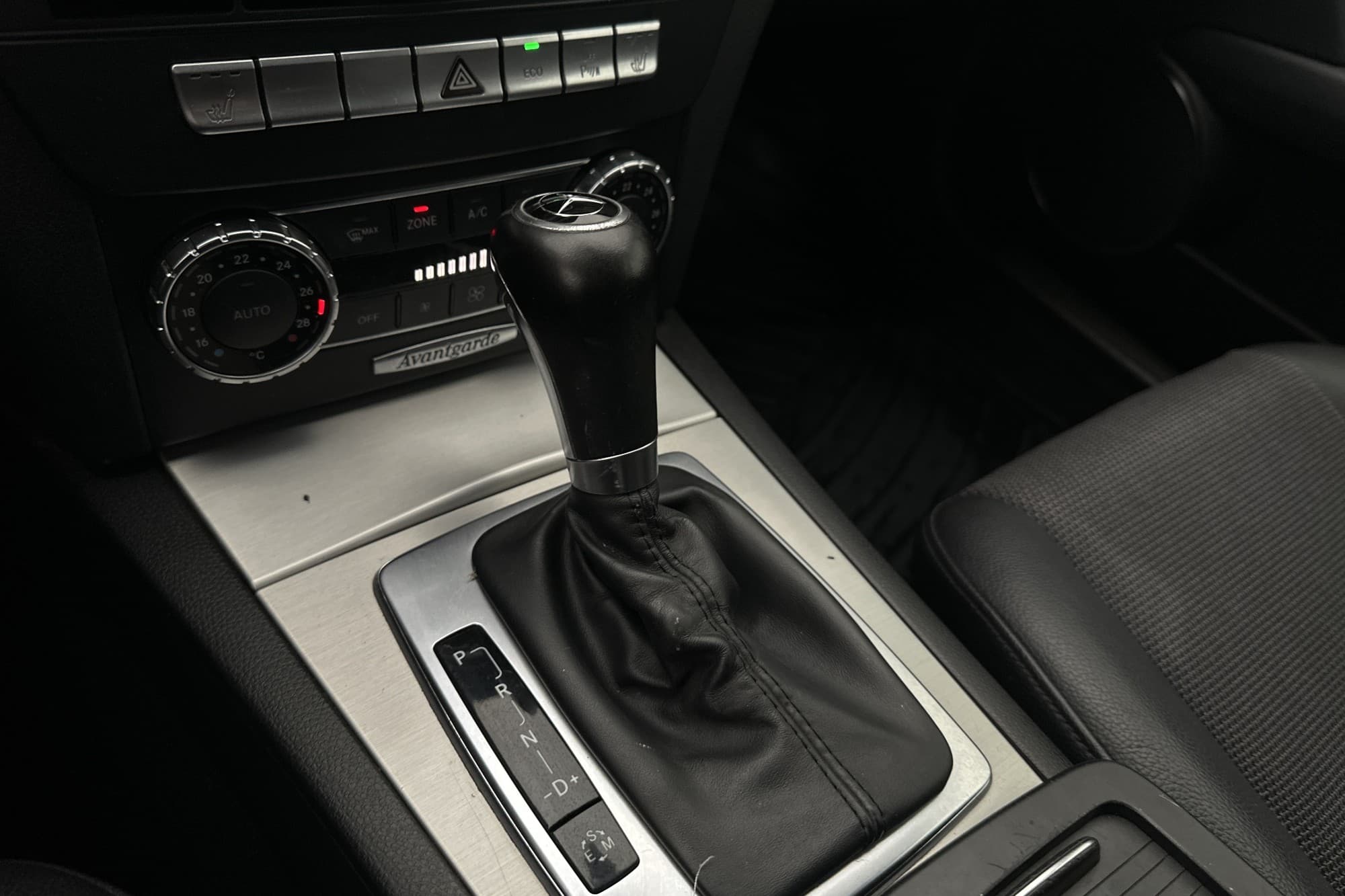 Mercedes-Benz C 200 T 136hk AMG Sport P-Sensorer Halvskinn