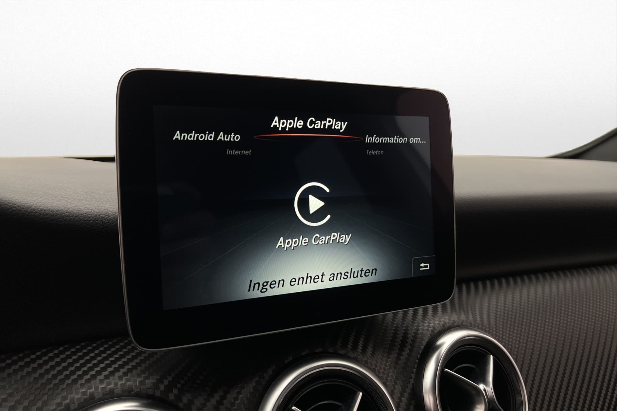 Mercedes-Benz A180 122hk AMG Sport Night Backkamera CarPlay