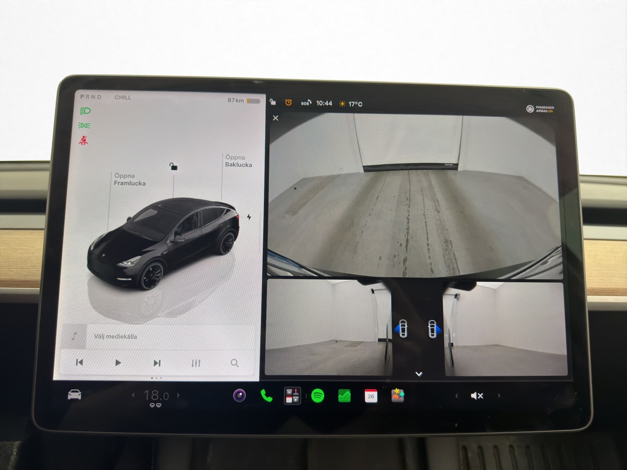 Tesla Model Y Performance AWD Svensksåld Panorama Kamera