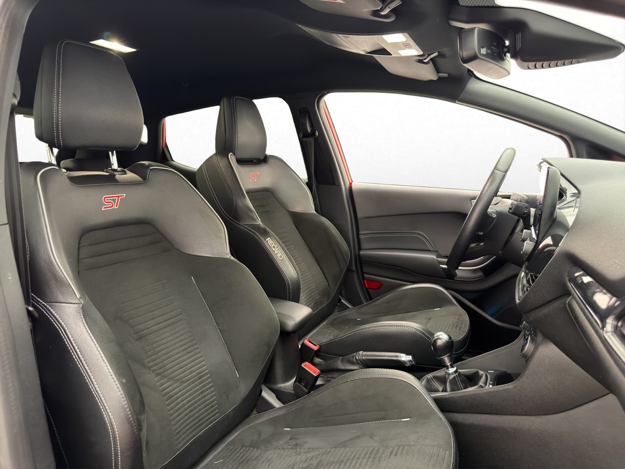 Ford Fiesta ST 200hk Bang & Olufsen Recaro 1-ÄGARE!