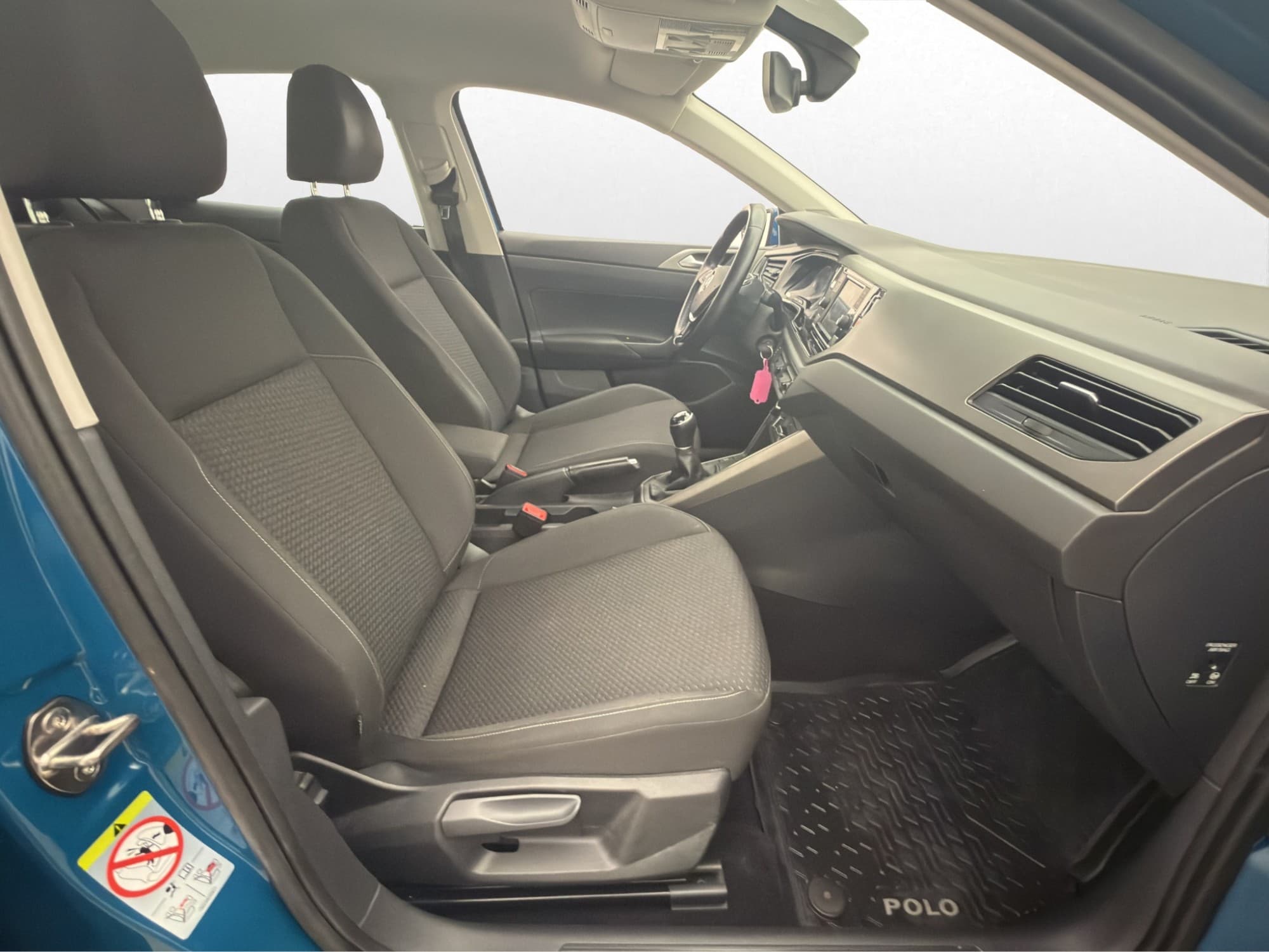 Volkswagen Polo 1.0 TSI 95hk P-Sensorer Bluetooth Isofix