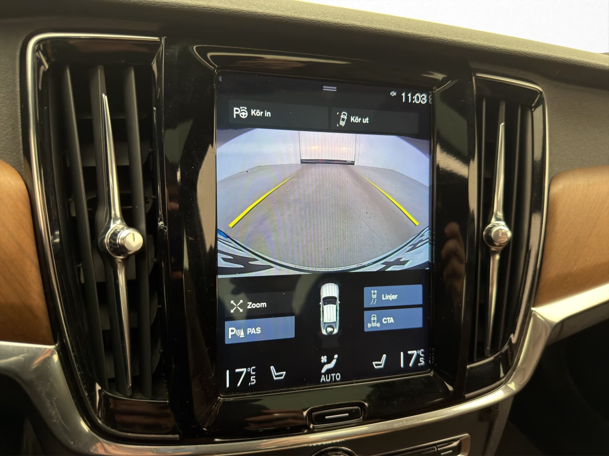 Volvo S90 T5 Inscription Taklucka VOC Värm Kamera CarPlay