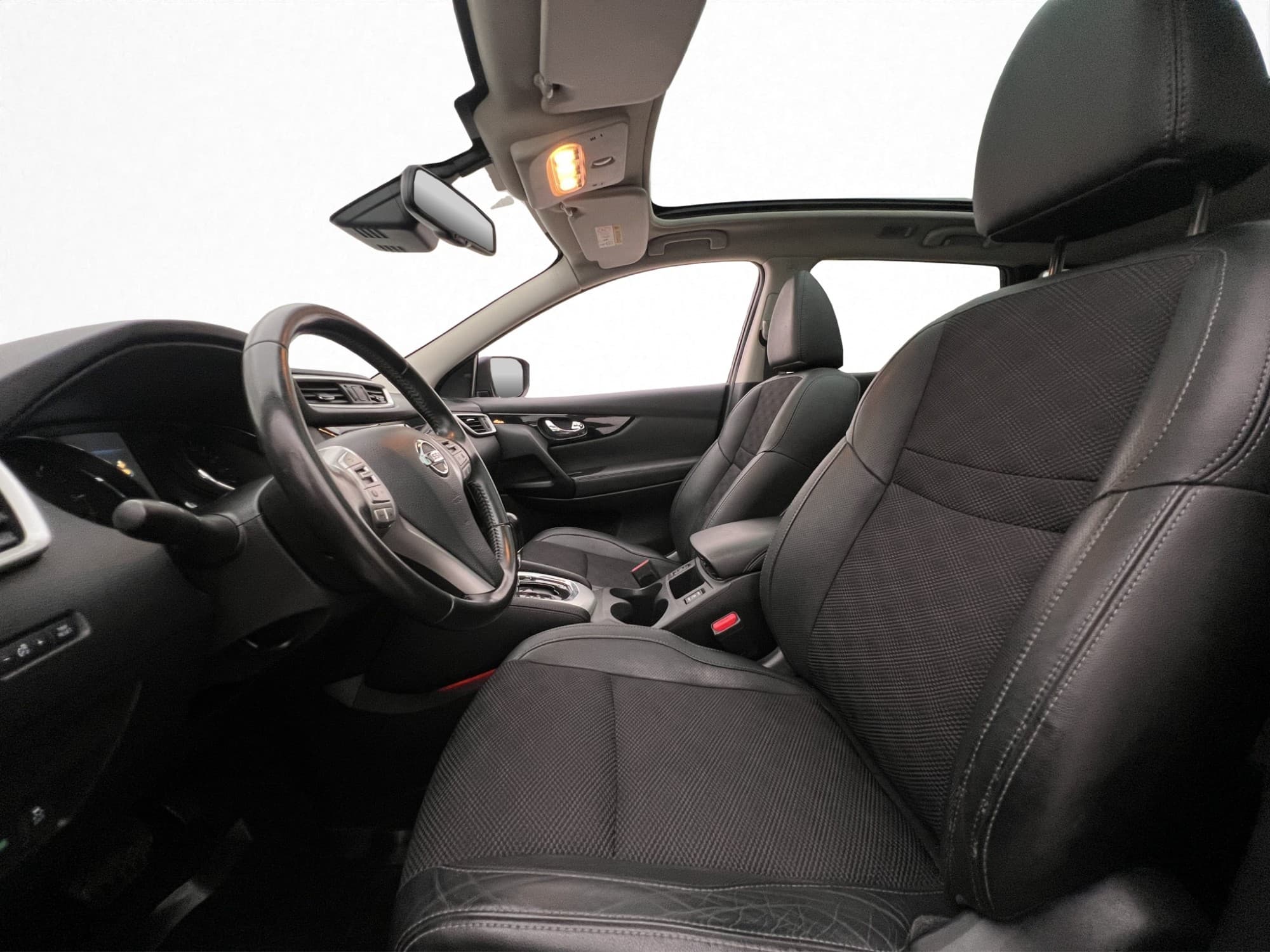 Nissan Qashqai 1.6 dCi 130hk Tekna Panorama Drag 360° Kamera
