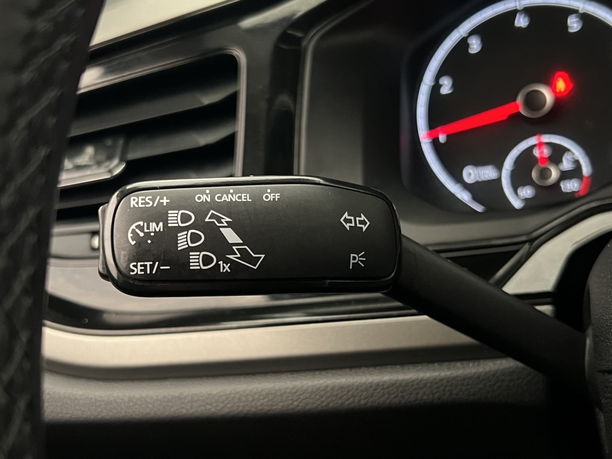 Volkswagen Polo 1.0 TSI 95hk Bluetooth Låg-Skatt 0.46l/Mil