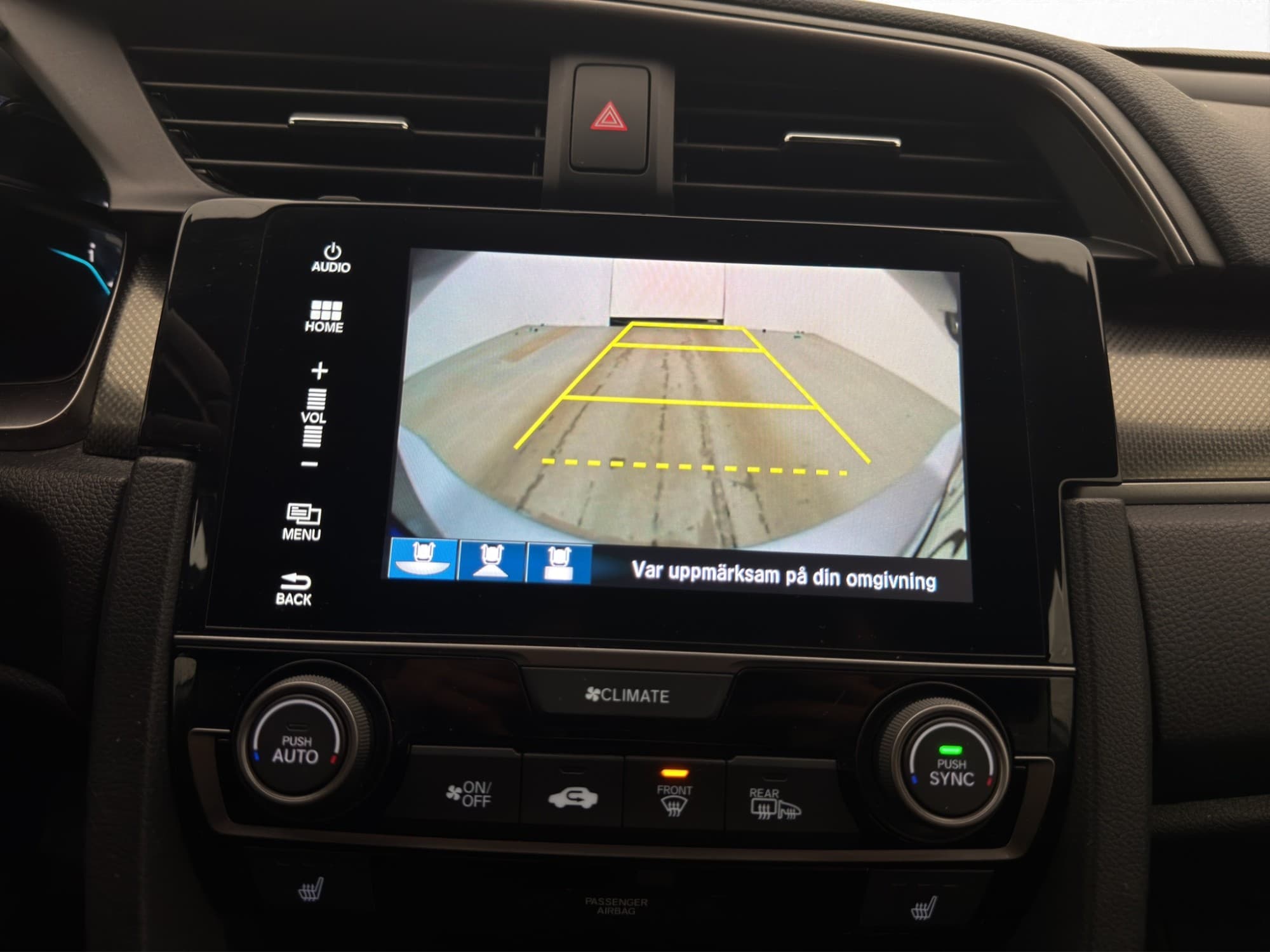 Honda Civic 1.0 126hk Elegance Kamera Navi Bluetooth
