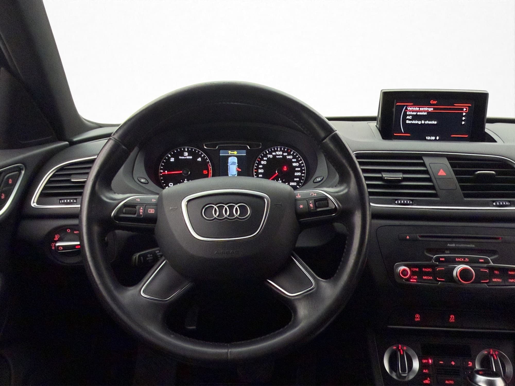 Audi Q3 quattro Comfort 177hk Dragkrok Skinn Sportstolar