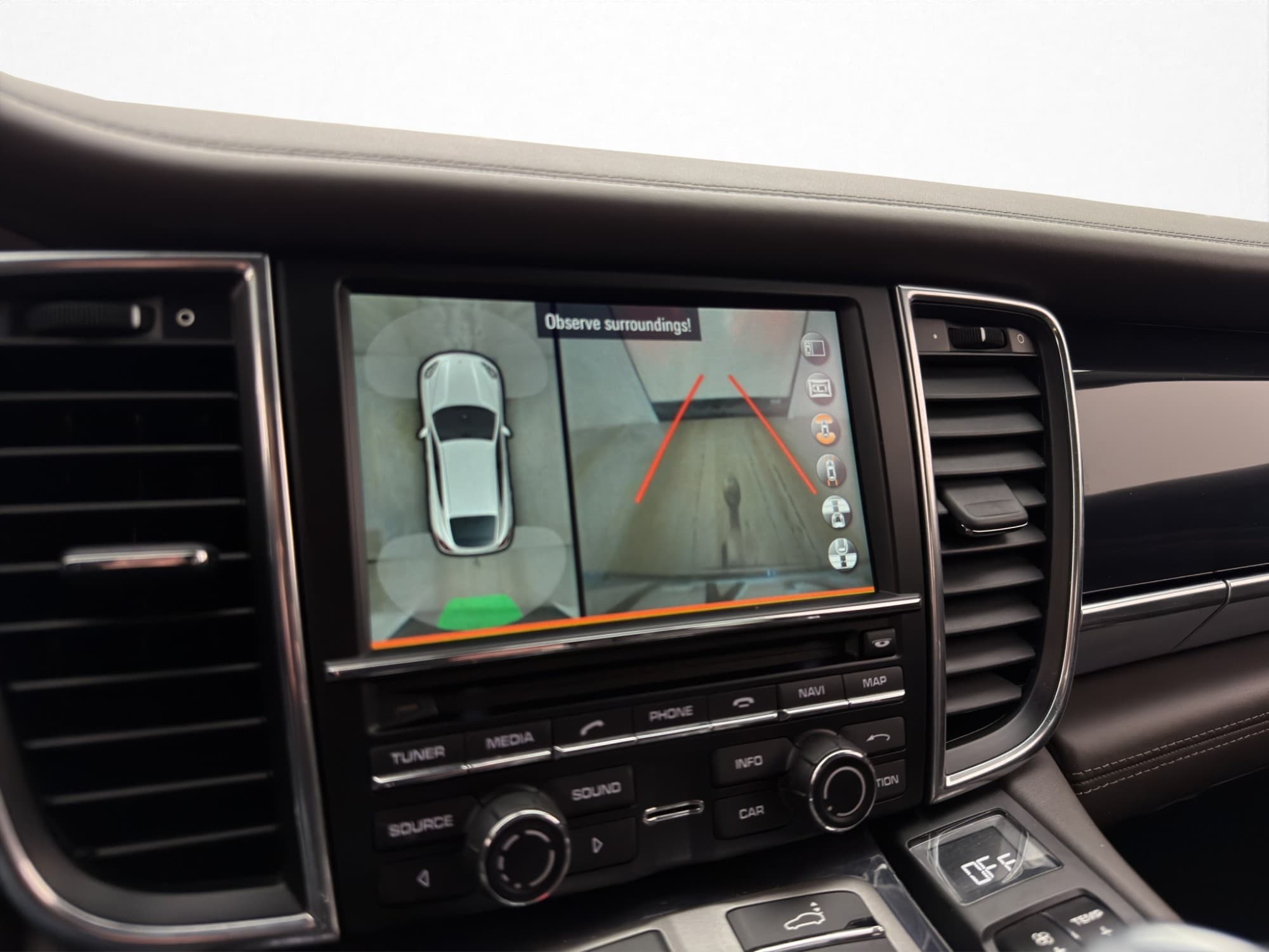 Porsche Panamera 4S AWD 420hk PASM Värmare BOSE 360° Drag