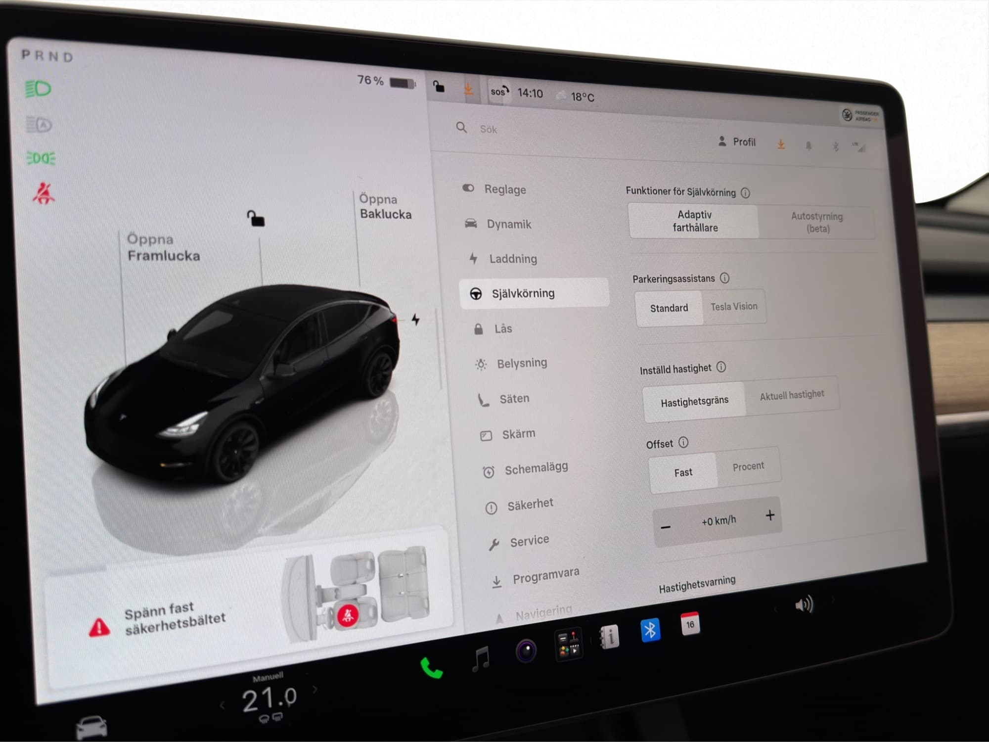 Tesla Model Y Long Range AWD 514hk MOMS Drag Pano Kamera