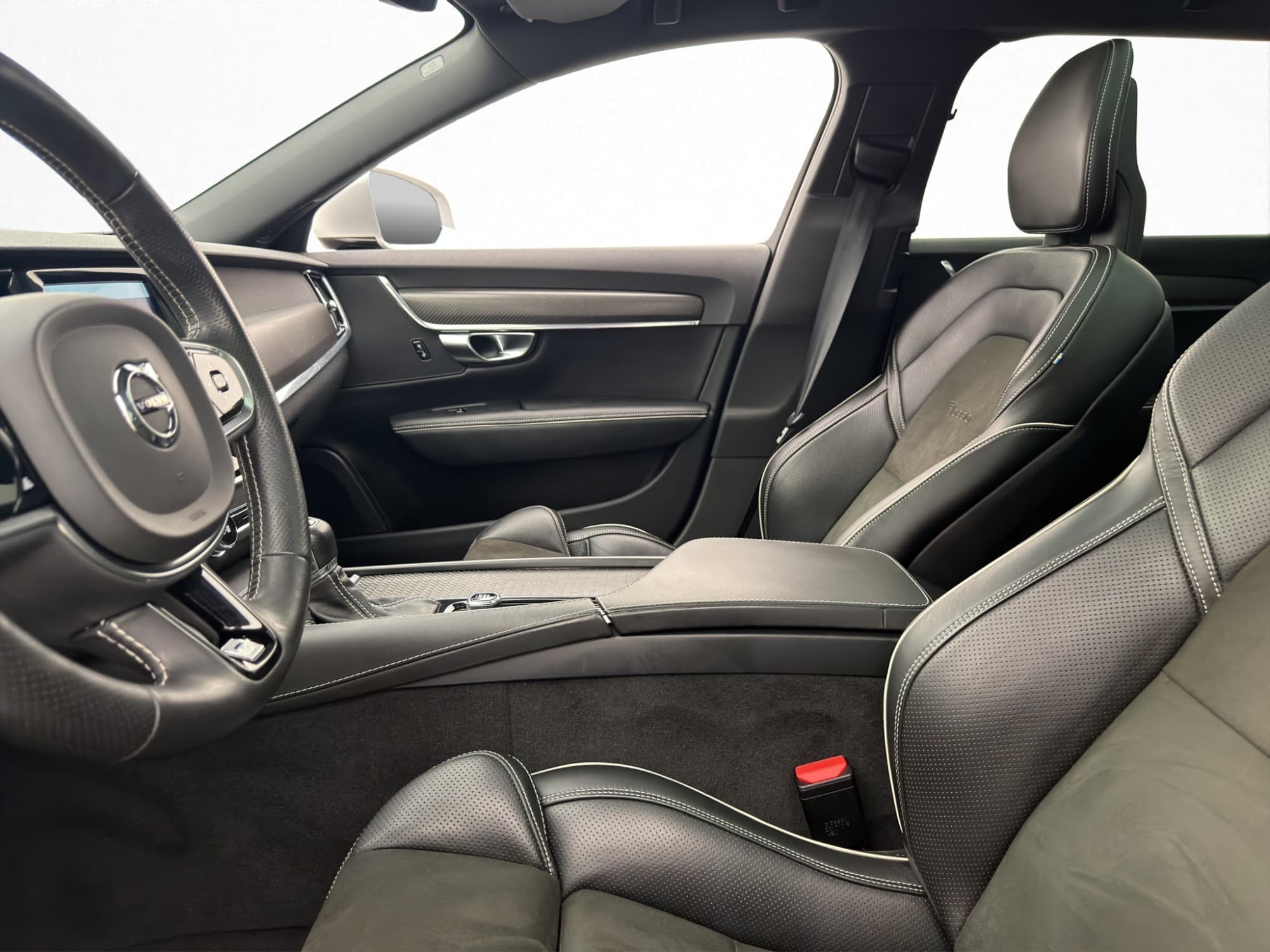 Volvo V90 D4 190hk AWD R-Design Pano Värmare Alcantara Navi