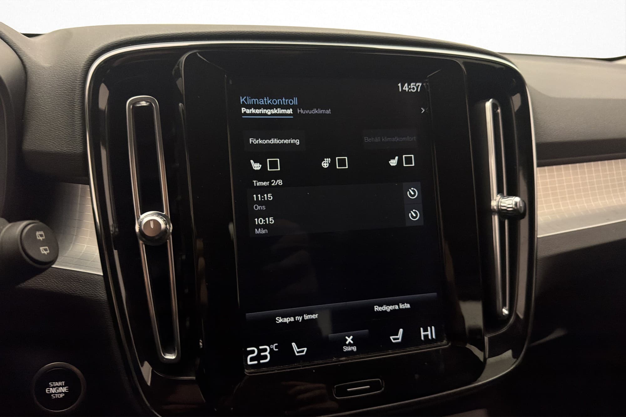 Volvo XC40 T5 Twin Engine 262hk Momentum P-Värmare VOC