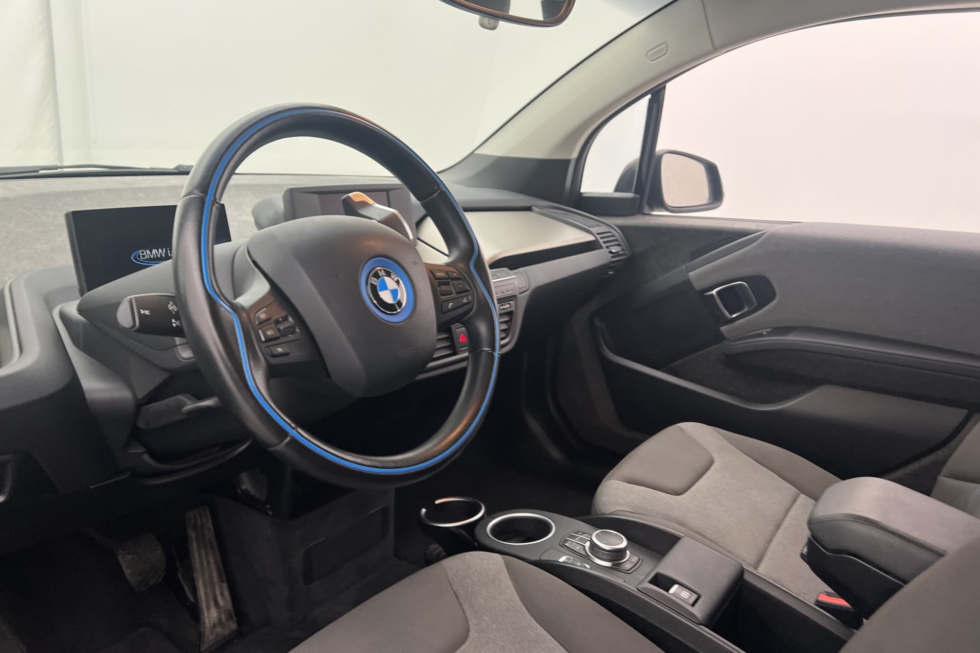 BMW i3 120 Ah 170hk Comfort Advanced Navi Sensorer Värmare