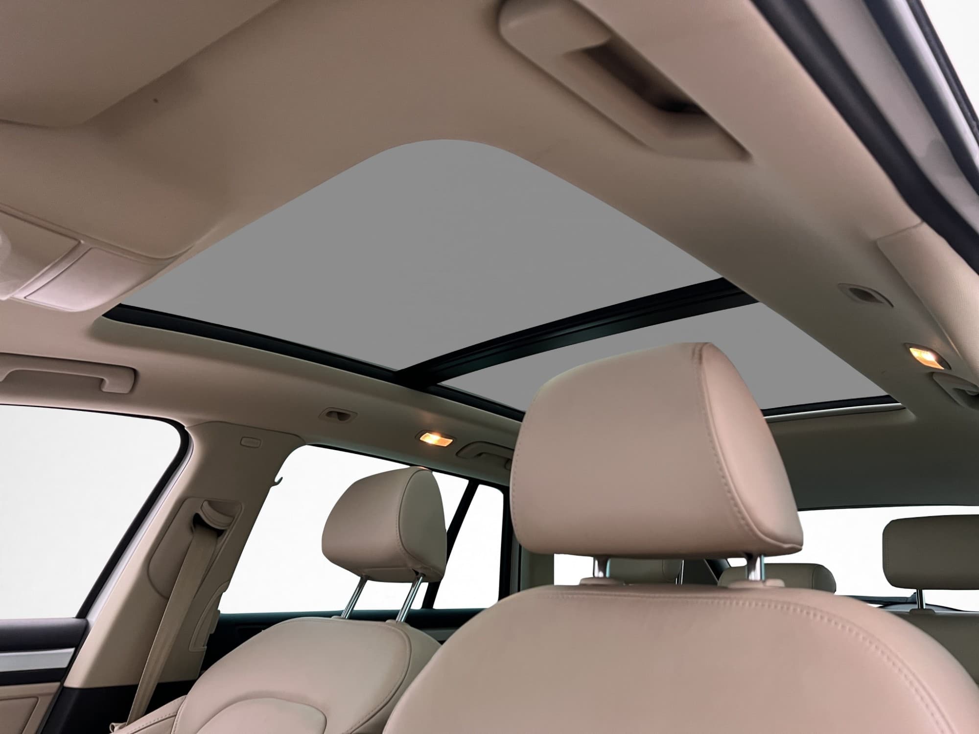 Skoda Superb Kombi TDI 4x4 Tre Kronor Pano Värmare Navi